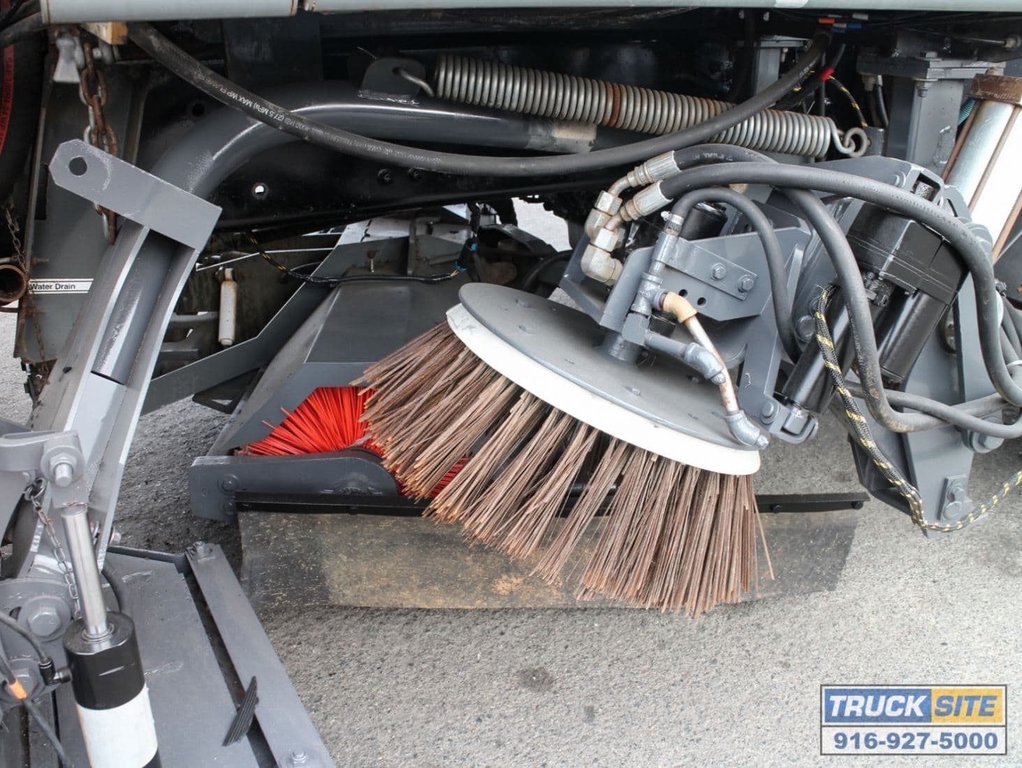 2001 Sterling SC8000 Elgin GeoVac Vacuum Air Street Sweeper