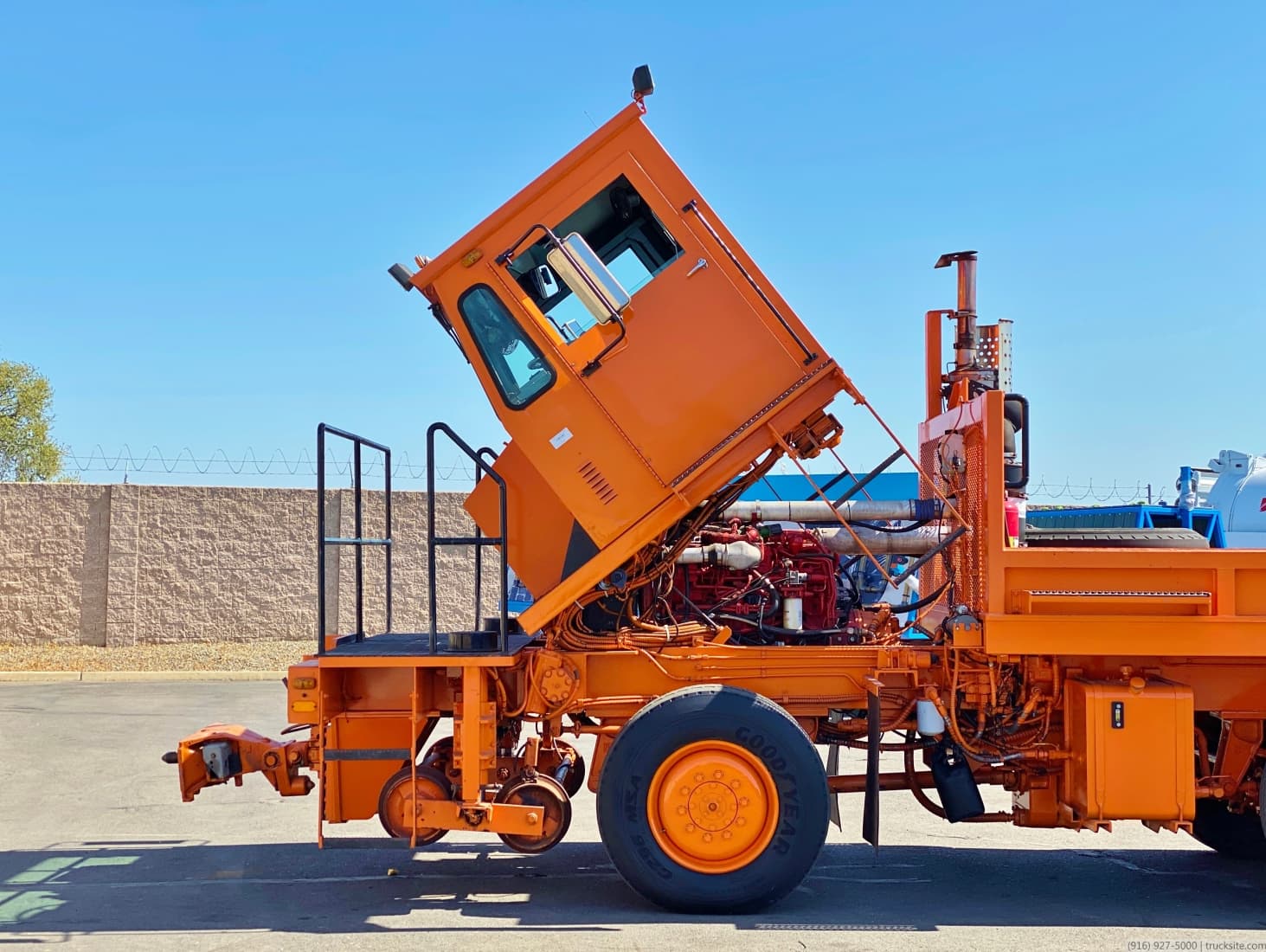 Central MFG Inc SXW15 4x4 Railcar Mover HiRail 