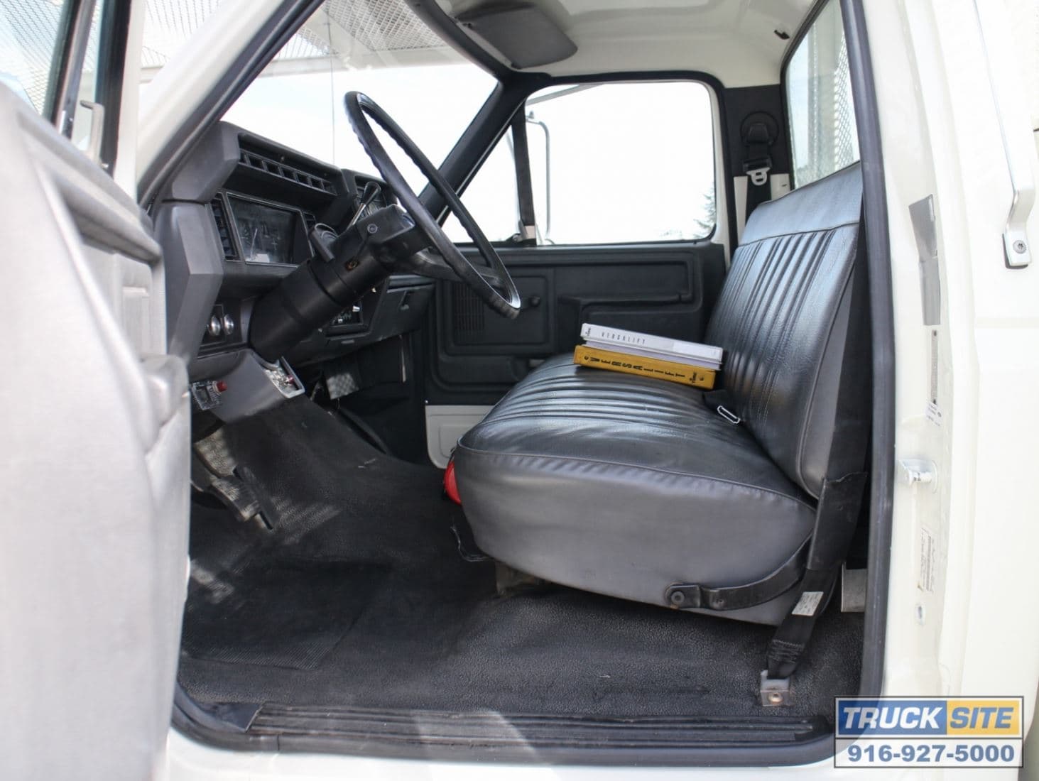 1991 Ford F600 Versalift VST4000I 45' Articulated Bucket Truck