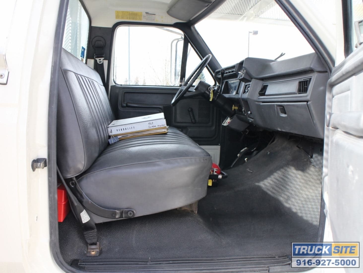 1991 Ford F600 Versalift VST4000I 45' Articulated Bucket Truck