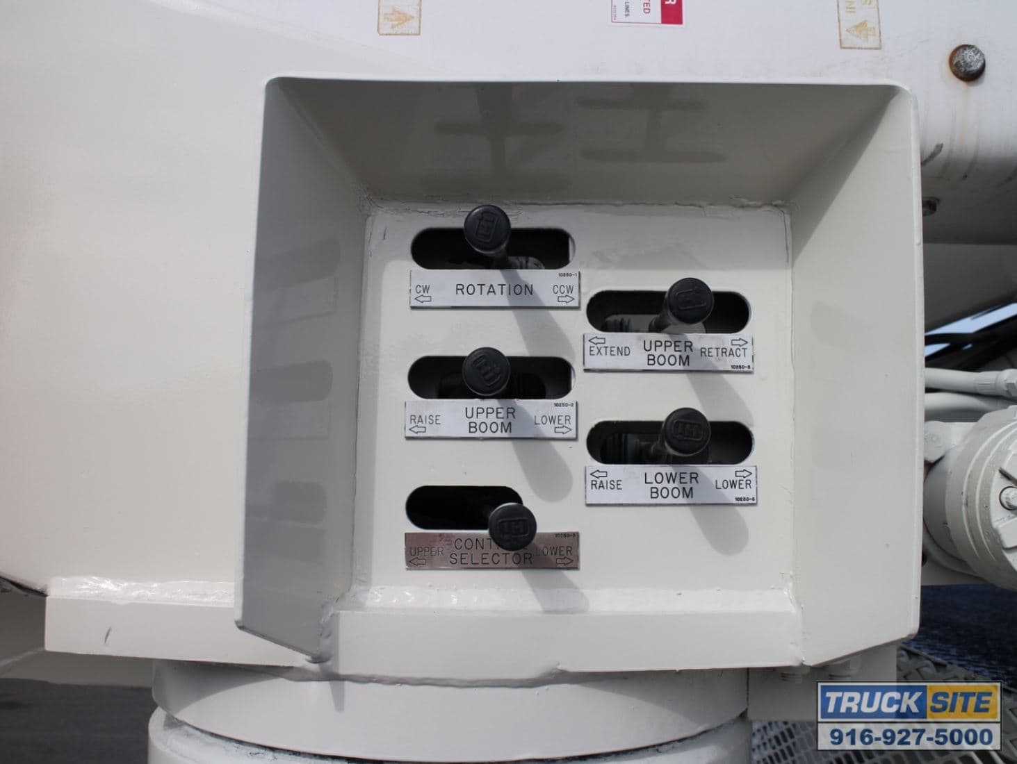 1991 Ford F600 Versalift VST4000I 45' Articulated Bucket Truck