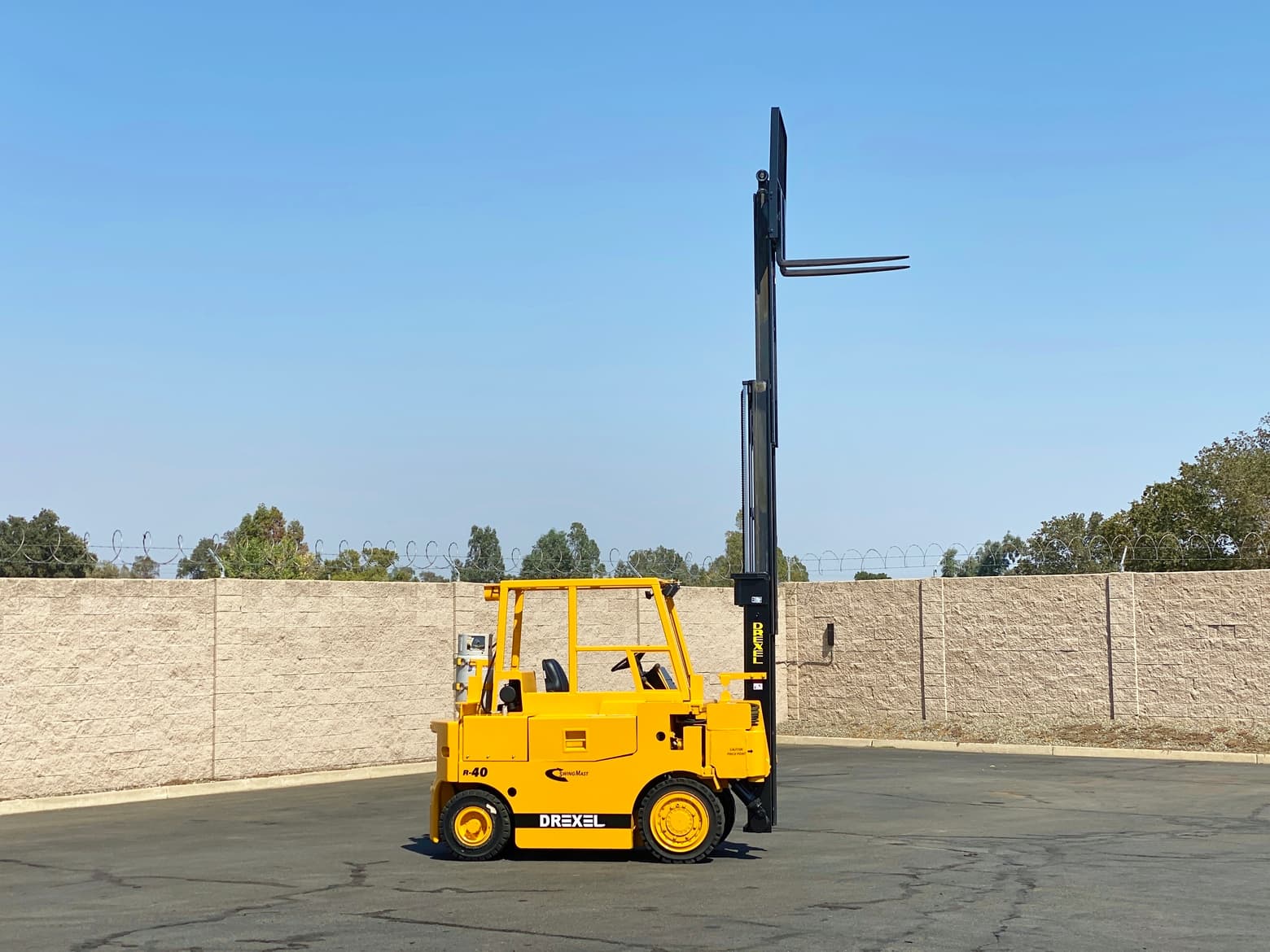 Landoll Drexel R40SL-LP SwingMast Propane Forklift