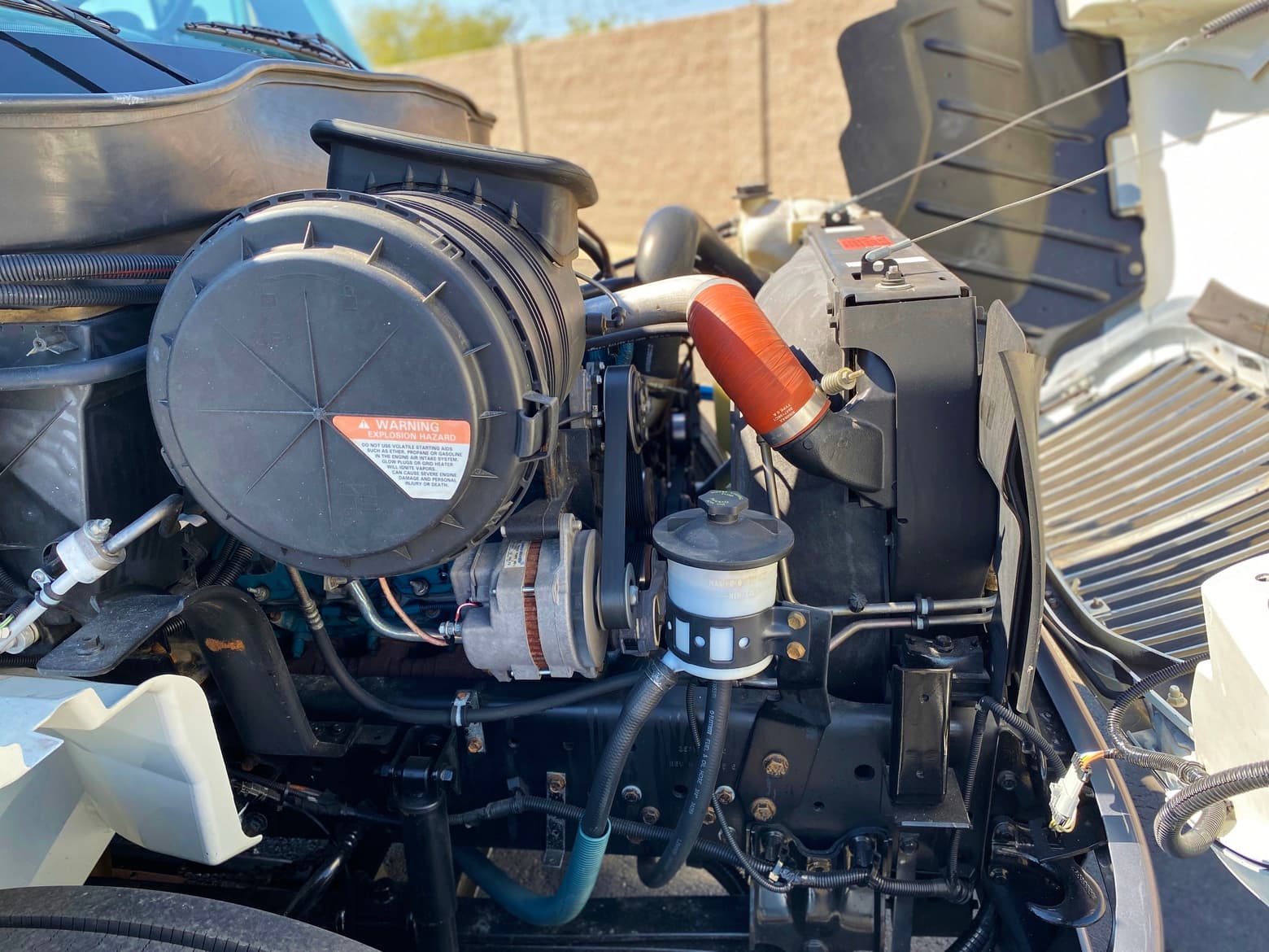 2006 International 4200 Tymco 600 BAH Air Sweeper