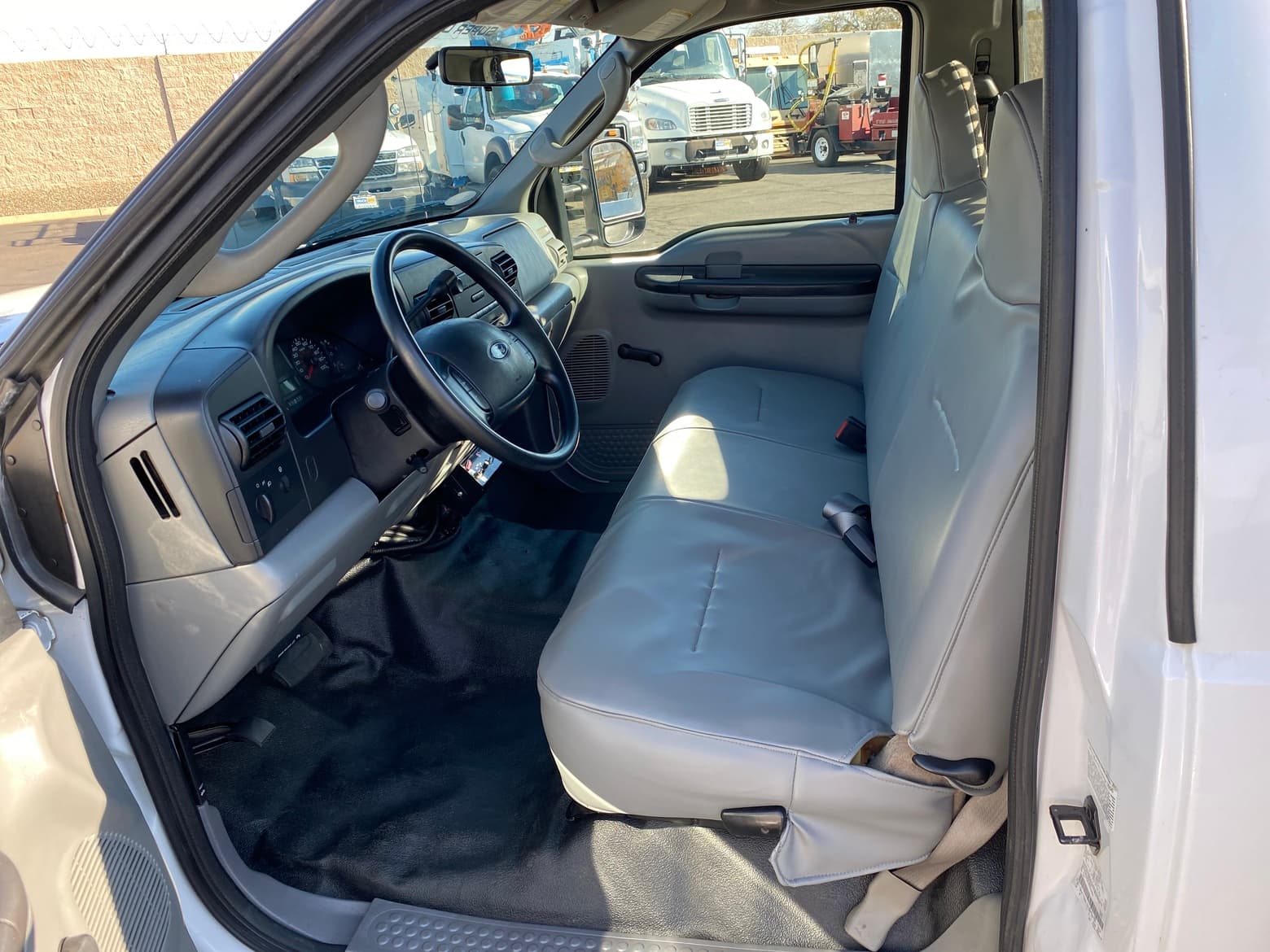 2007 Ford F350 XL SD Mechanics Service Truck w/ Tommy Gate Liftgate