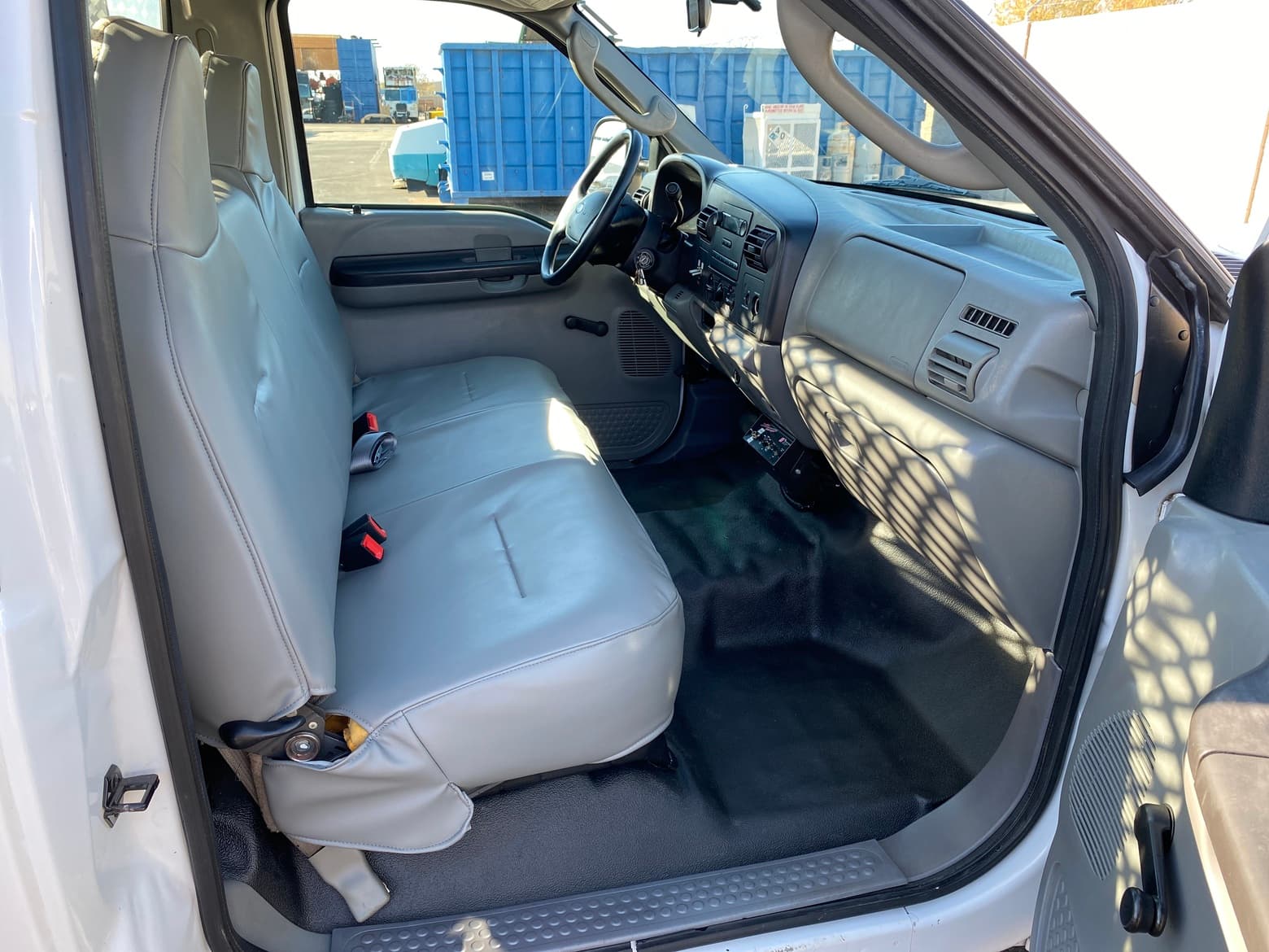 2007 Ford F350 XL SD Mechanics Service Truck w/ Tommy Gate Liftgate