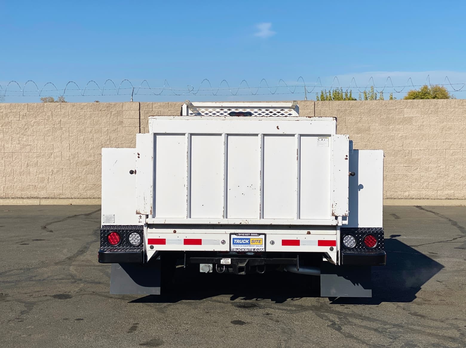 2007 Ford F350 XL SD Mechanics Service Truck w/ Tommy Gate Liftgate