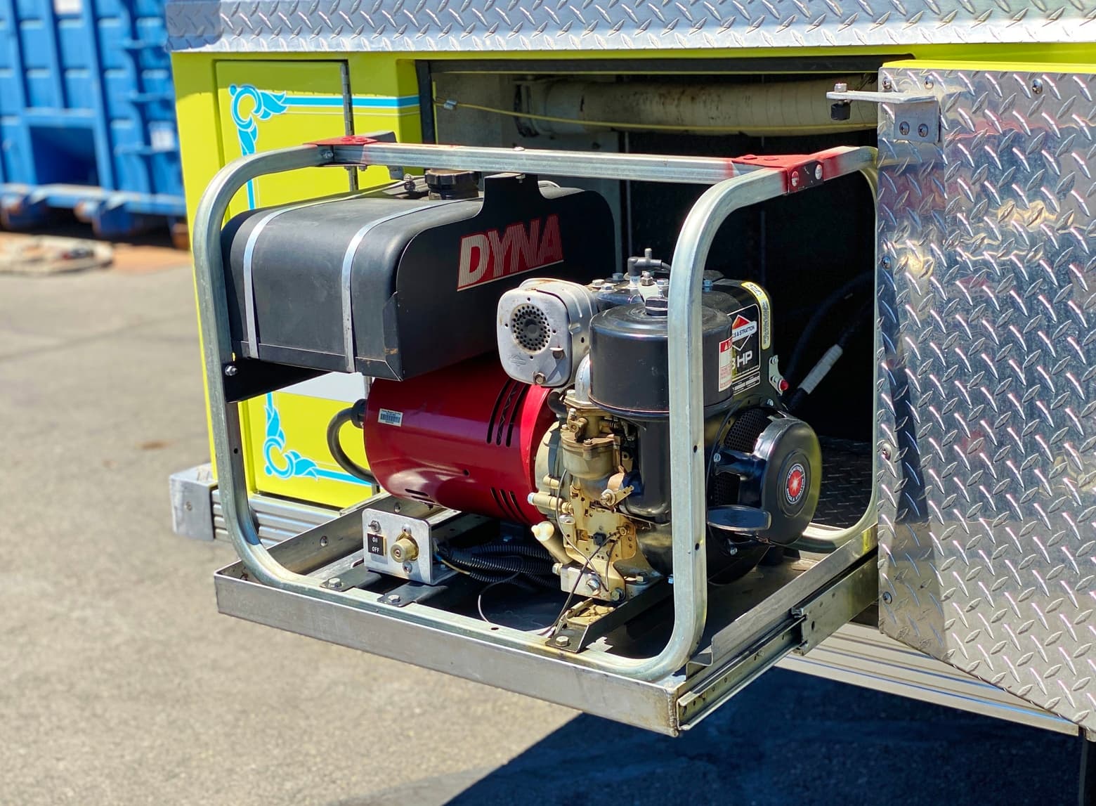 1995 International 4800 4x4 750/1250/15 Type 4 Wildland Fire Truck