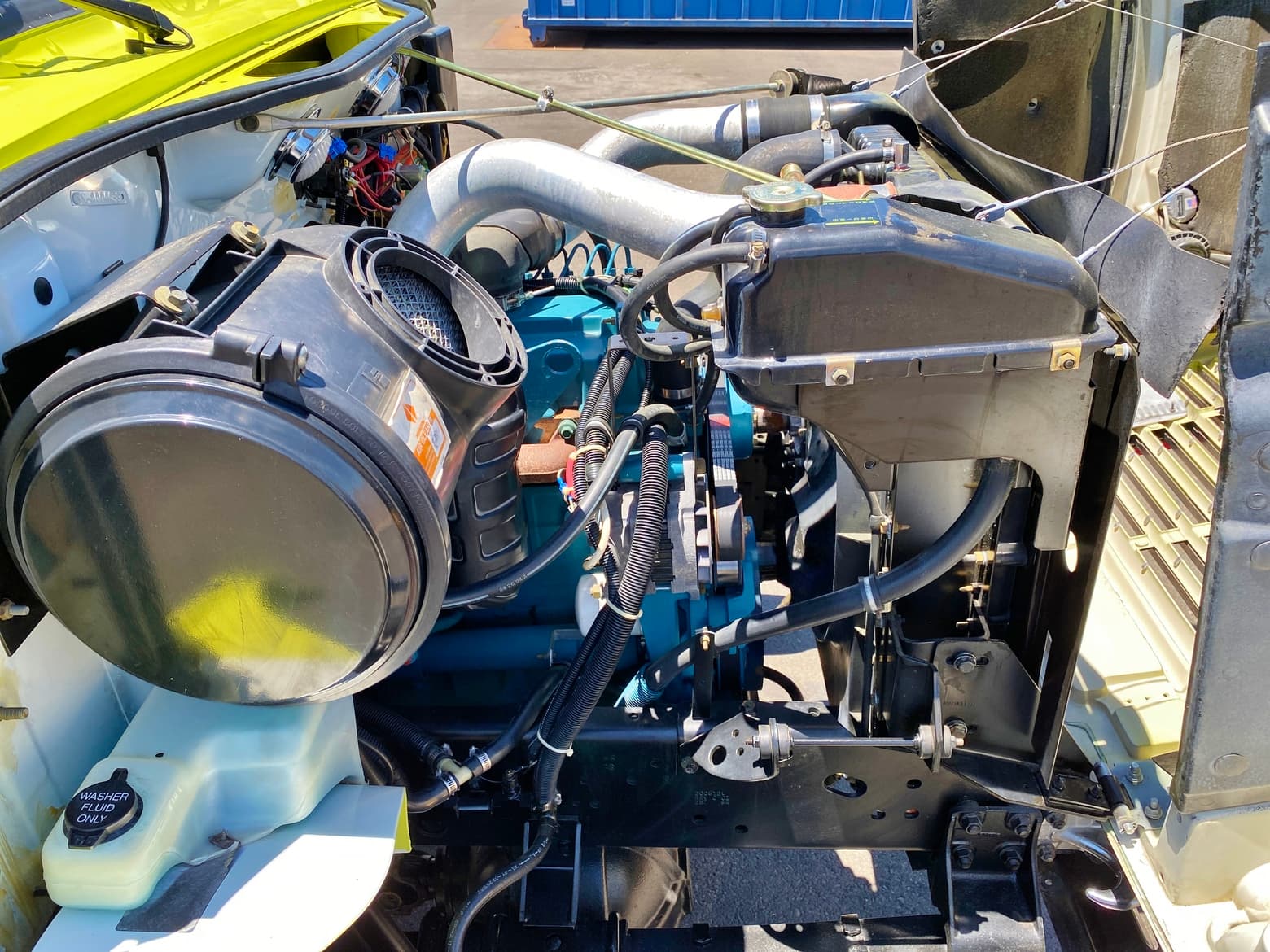 1995 International 4800 4x4 750/1250/15 Type 4 Fire Pumper Truck