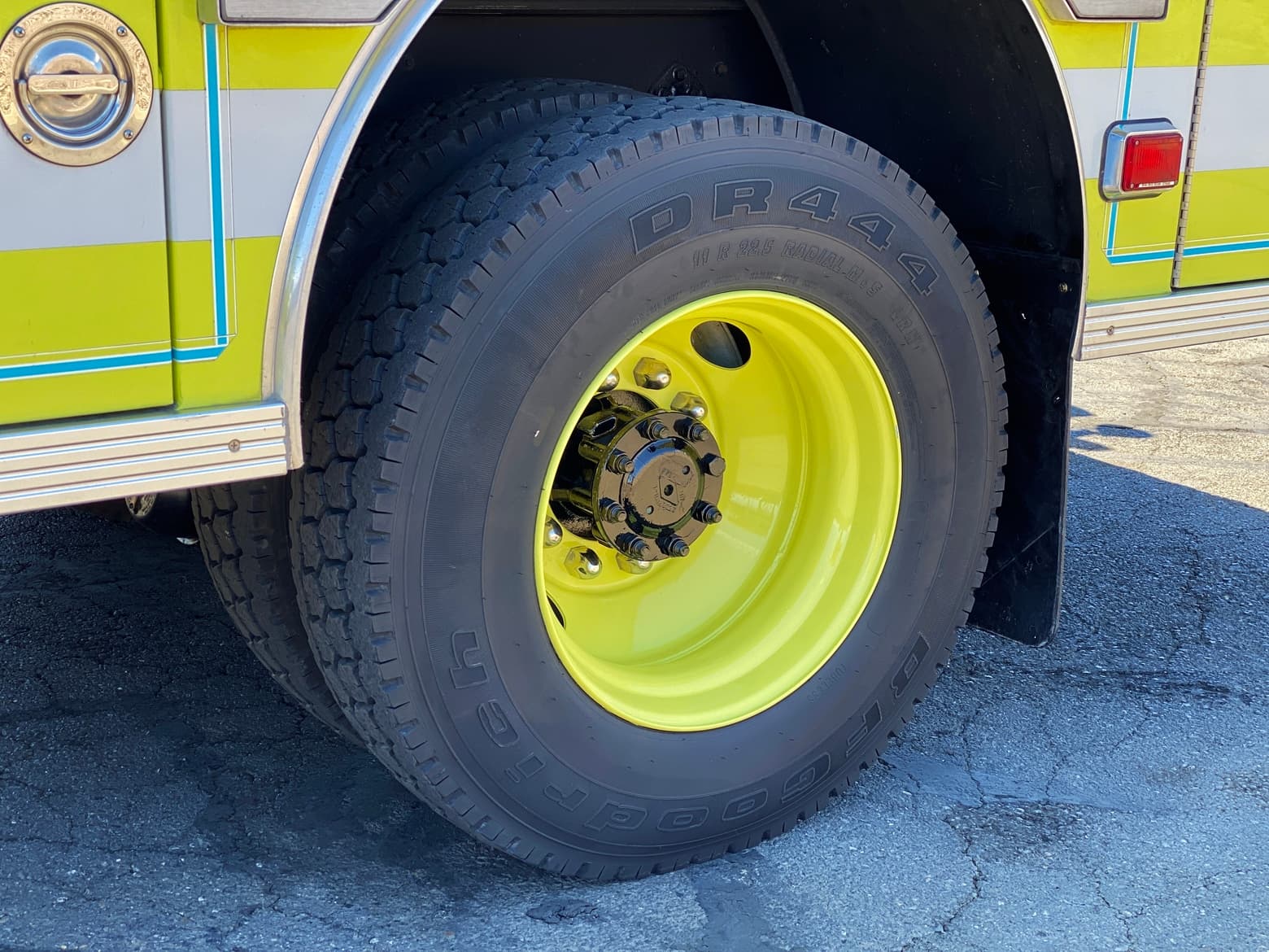 1995 International 4800 4x4 750/1250/15 Type 4 Fire Pumper Truck