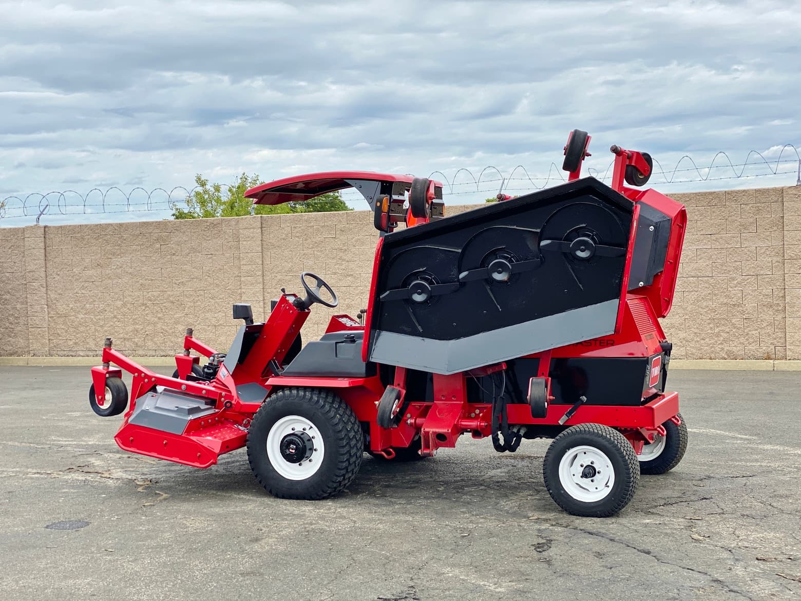 Toro Groundsmaster 580D Diesel Riding Mower