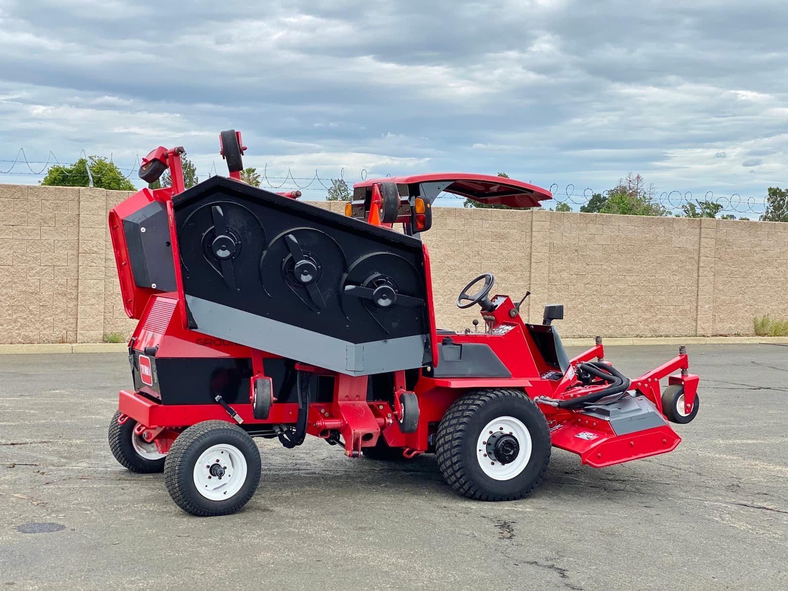 Toro Groundsmaster 580D Diesel Riding Mower