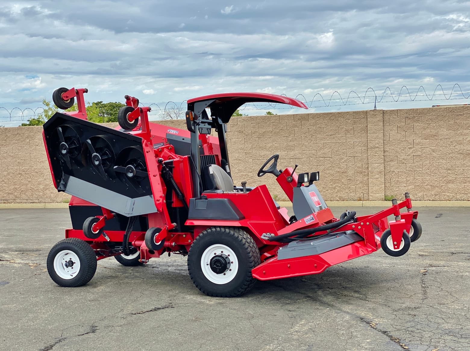 Toro Groundsmaster 580D Diesel Riding Mower