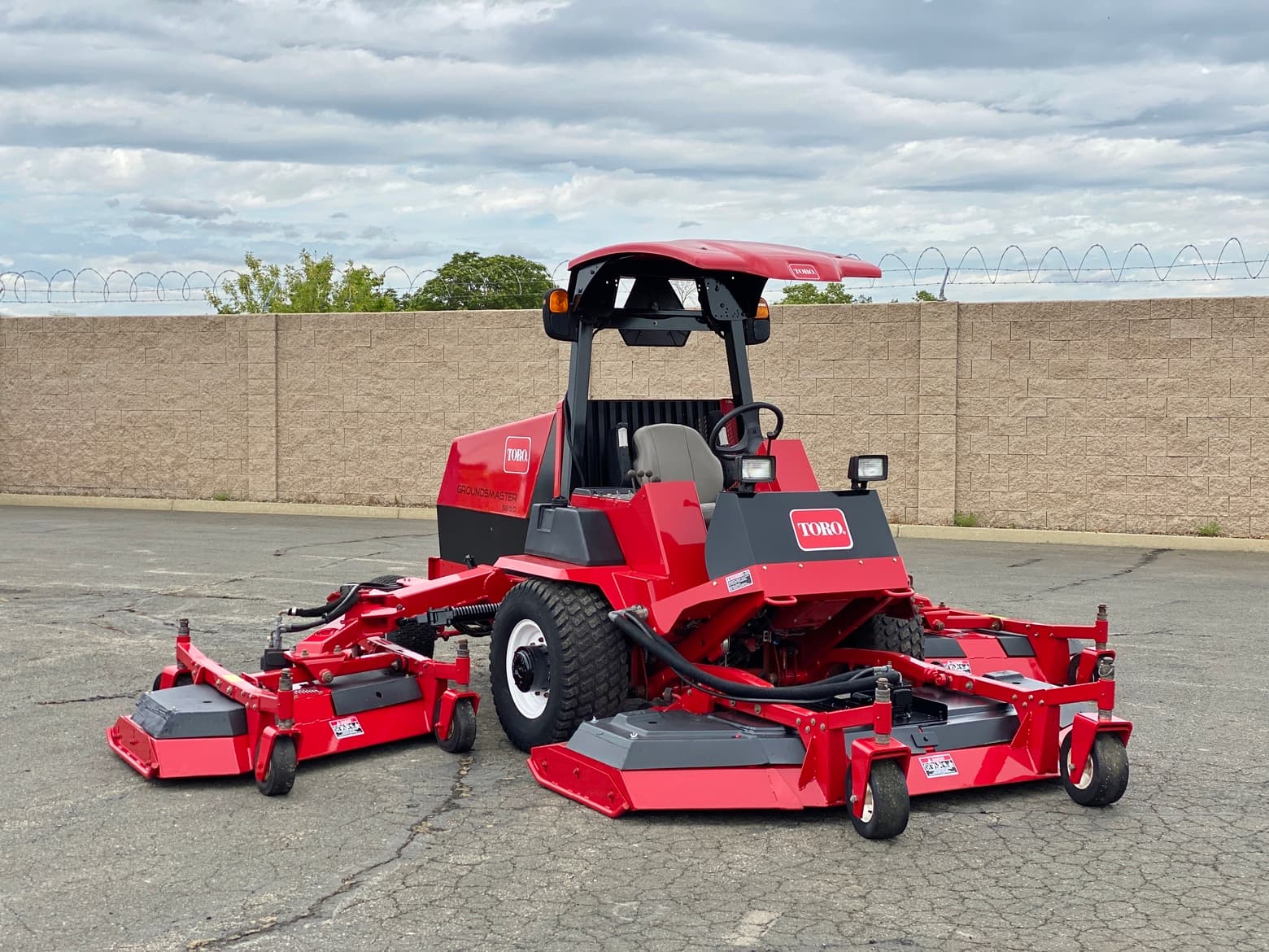 Toro Groundsmaster 580D Diesel Riding Mower