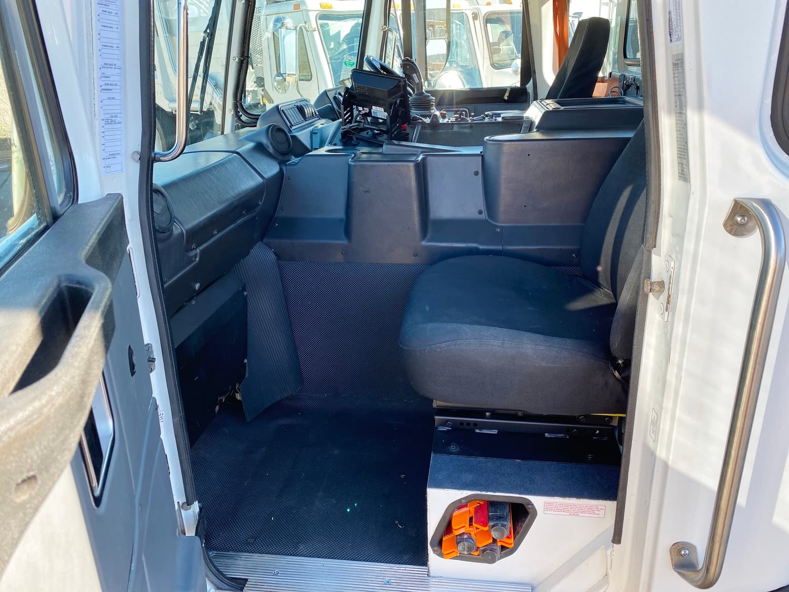 2014 Autocar CNG Labrie Expert 2000 31YD ASL Garbage Truck