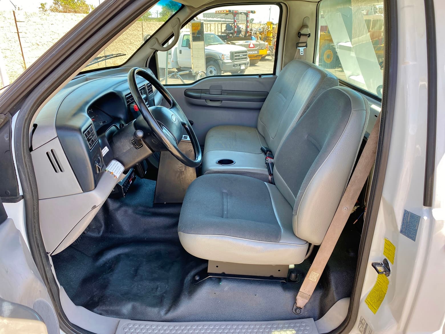 2000 Ford F750 XL SD Terex Hi-Ranger XT-5 Forestry Bucket Truck