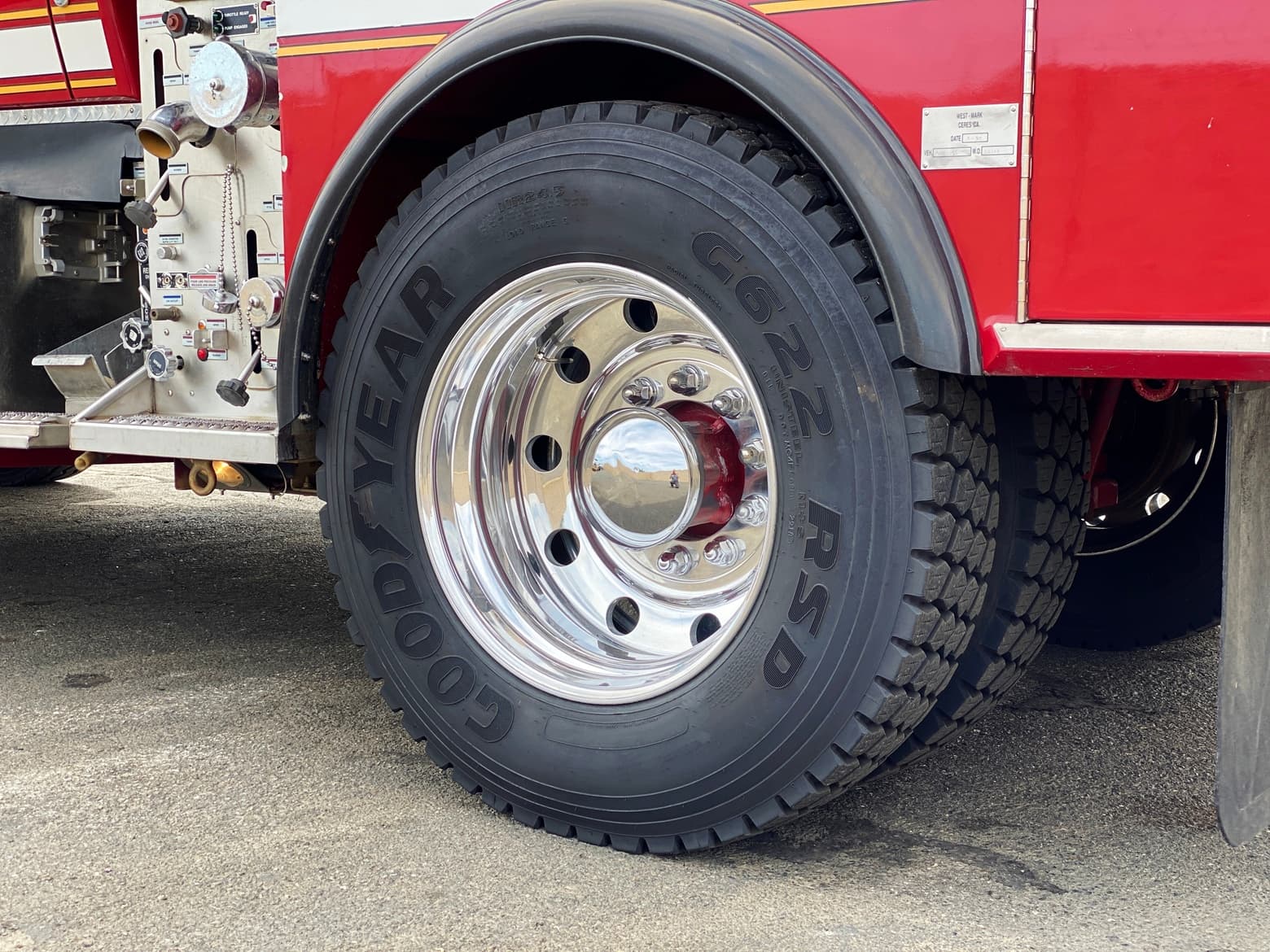 2004 International 7400 West-Mark 527/508/15 Type 3 Fire Pumper