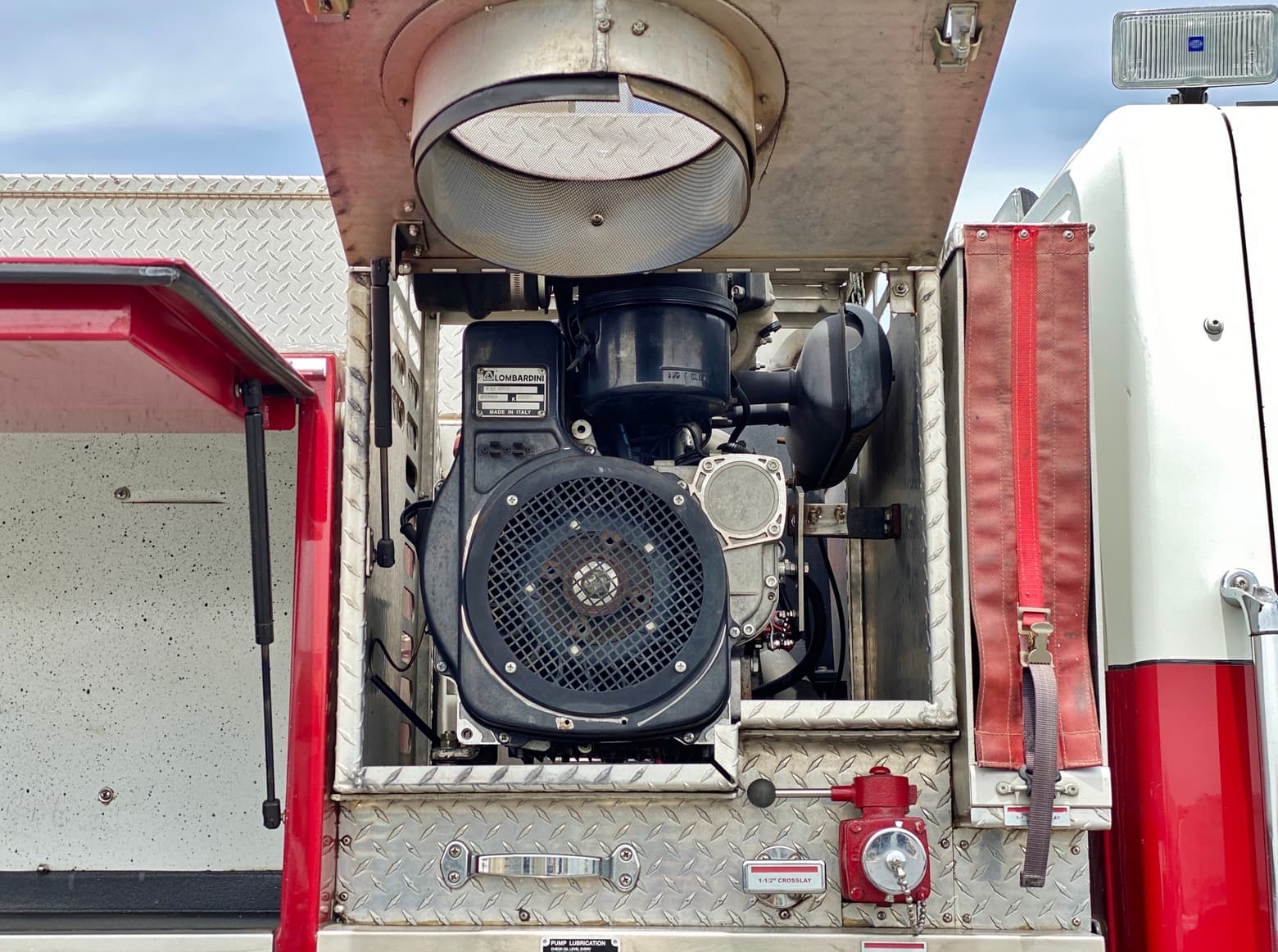 2004 International 7400 West-Mark 527/508/15 Type 3 Fire Pumper