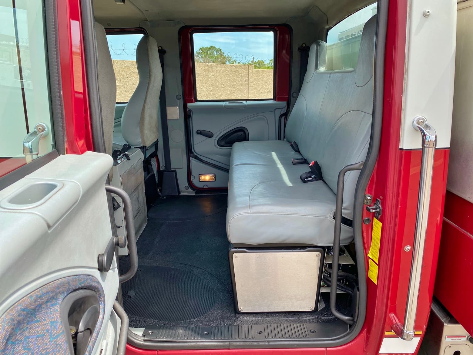 2004 International 7400 West-Mark 527/508/15 Type 3 Fire Pumper