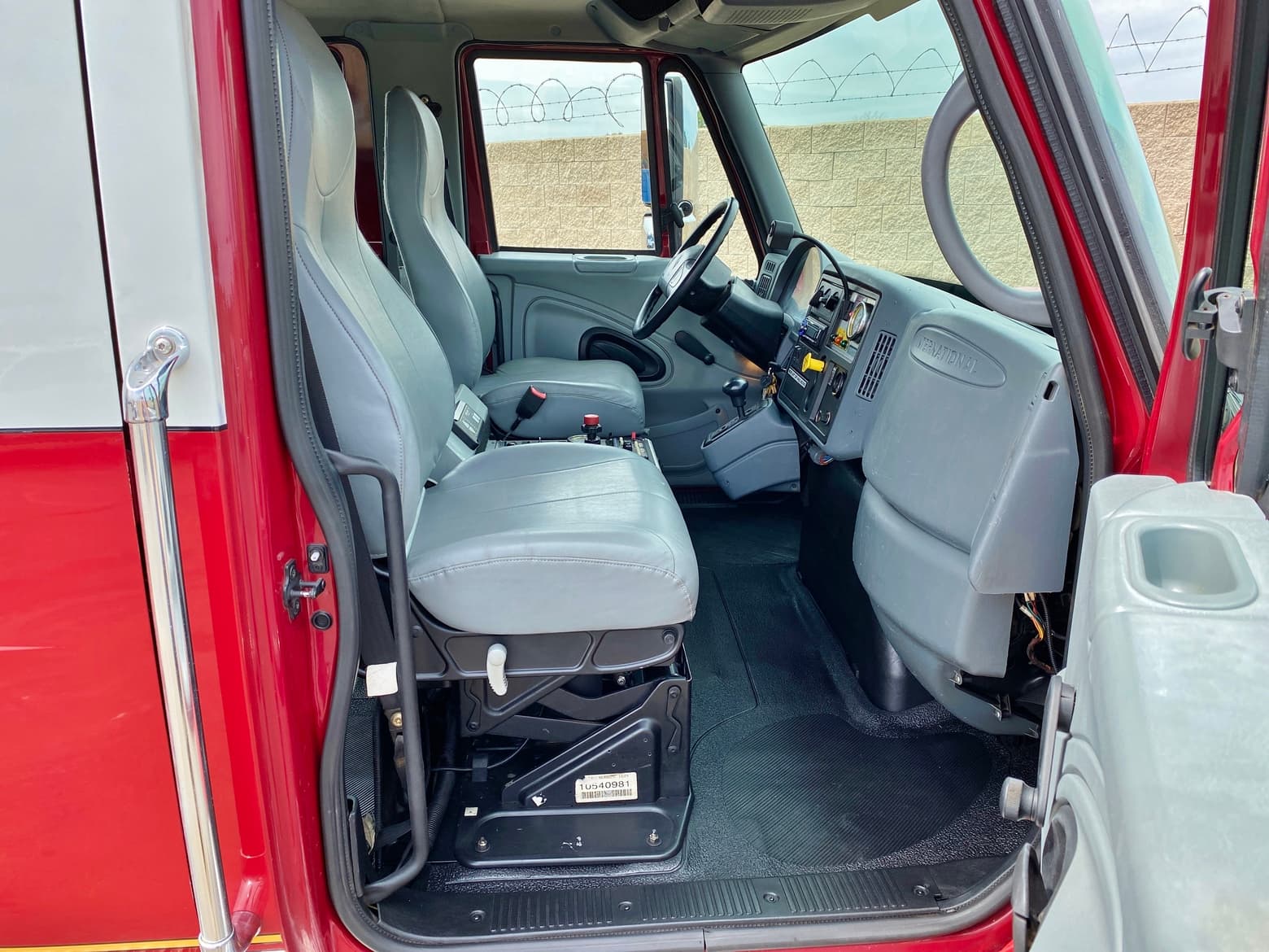 2004 International 7400 West-Mark 527/508/15 Type 3 Fire Pumper