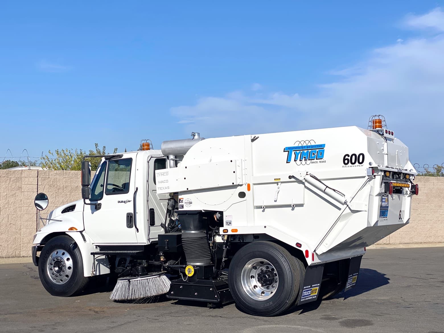 2012 International 4300 Tymco 600 Air Street Sweeper