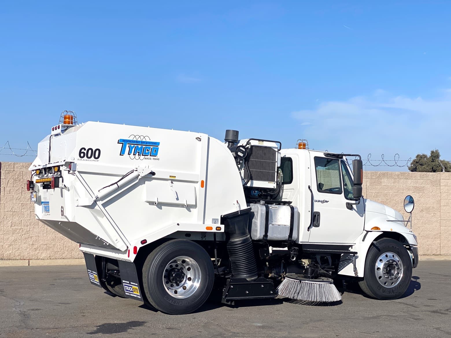 2012 International 4300 Tymco 600 Air Street Sweeper