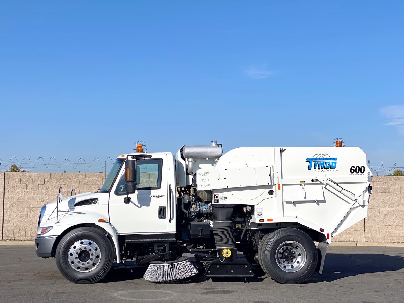 2012 International 4300 Tymco 600 Air Street Sweeper