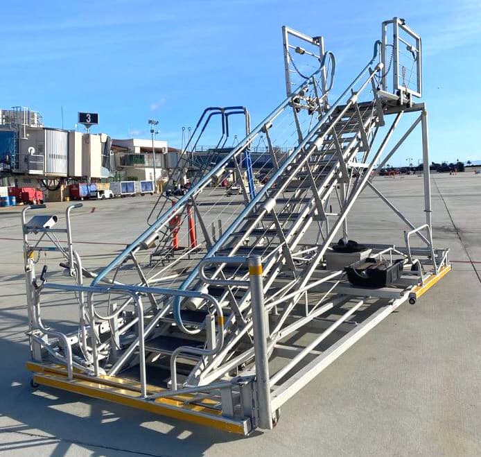 Express KCI GSE Pax Aircraft Passenger Boarding Stairs