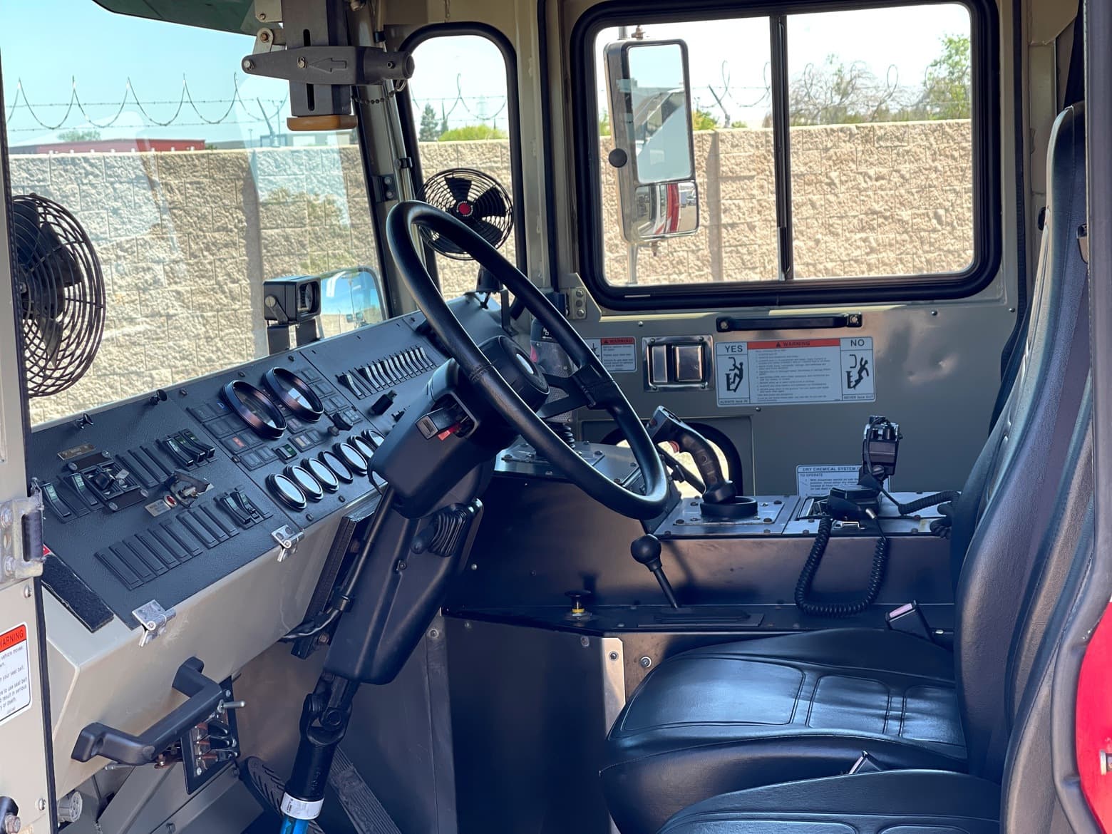 2005 Oshkosh T-1500 4x4 Aircraft Rescue Truck