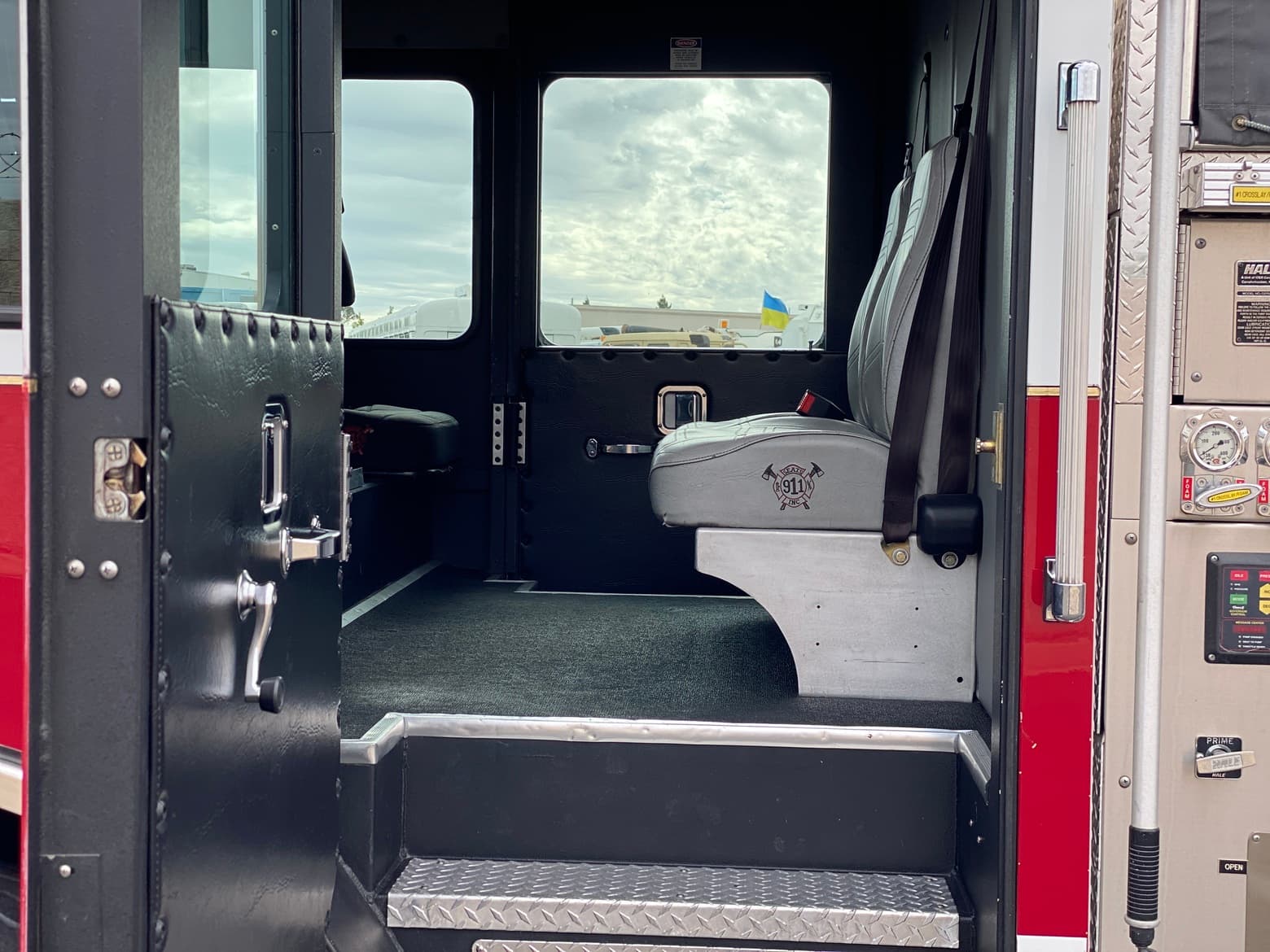 2005 HME 500/1500/20 Fire Rescue Pumper