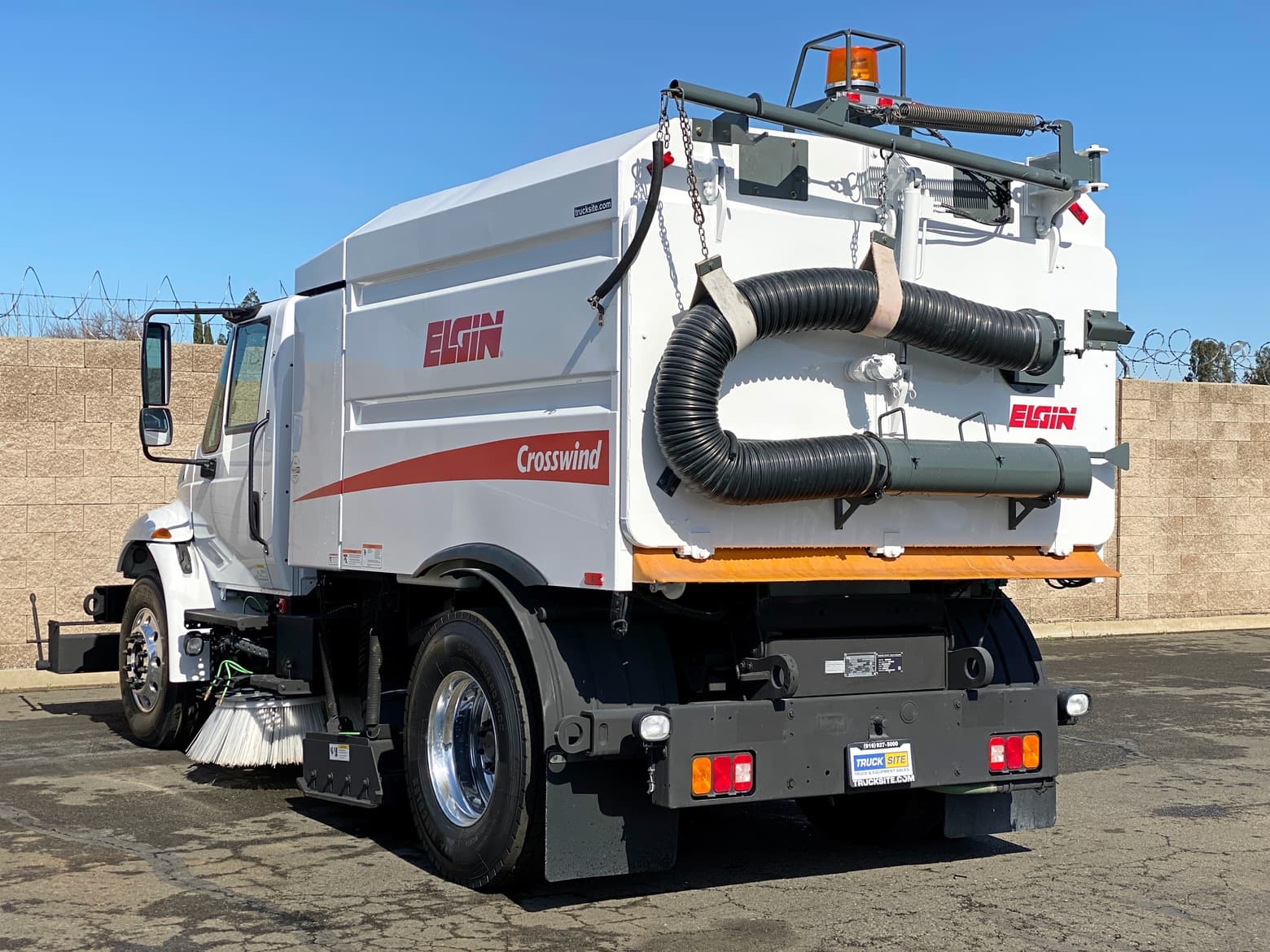 2011 International Elgin Crosswind FSX Airport Runway Sweeper