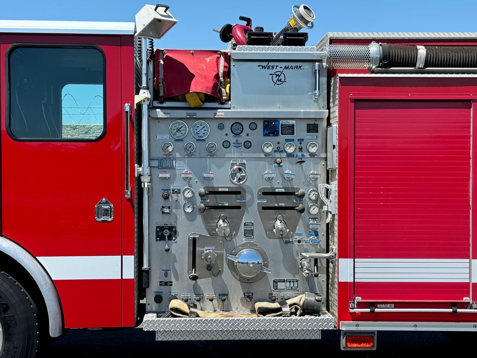 1998 HME West-Mark 500/1260/20 Fire Rescue Pumper