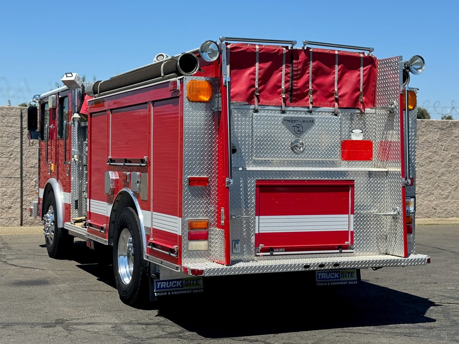 1998 HME West-Mark 500/1260/20 Fire Rescue Pumper