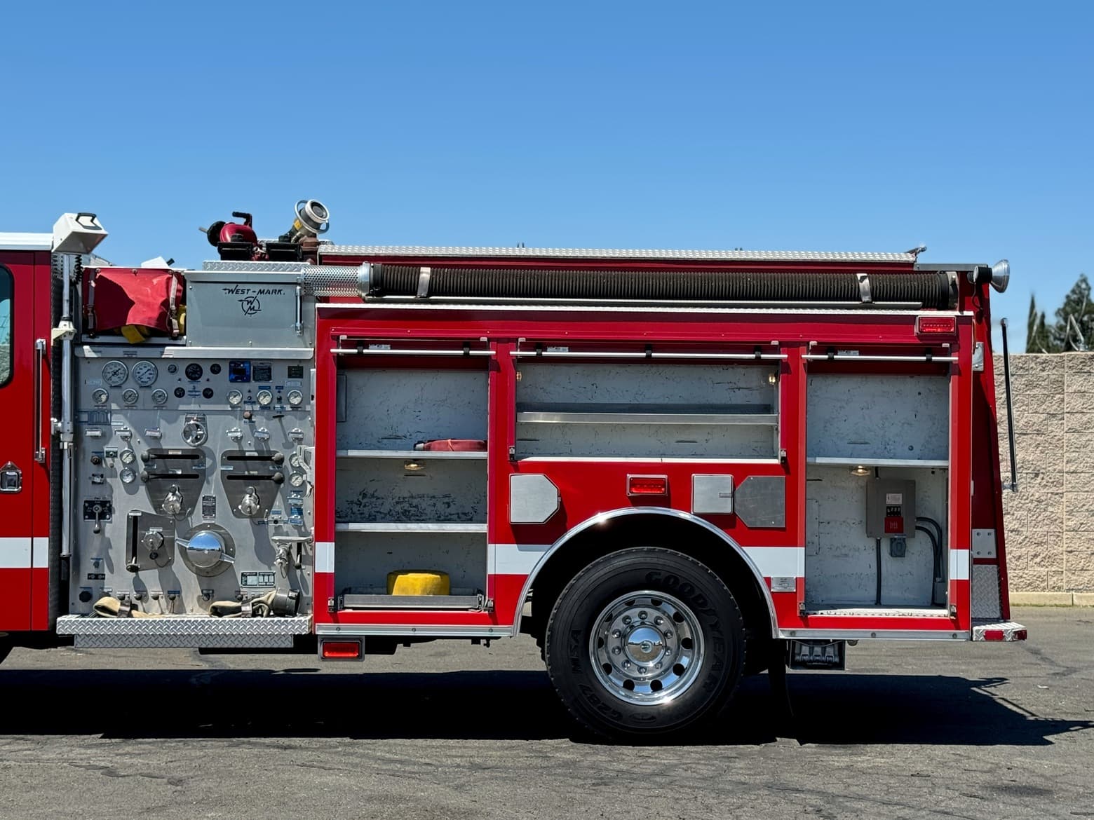1998 HME West-Mark 500/1260/20 Fire Rescue Pumper