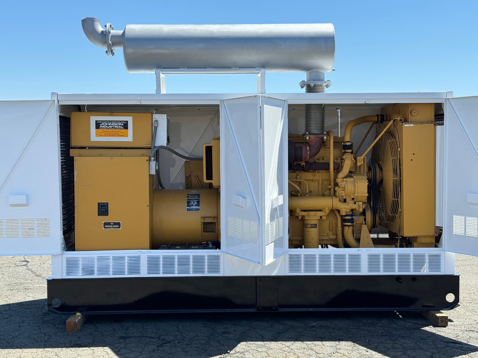 Caterpillar SR4 300kW Diesel Generator