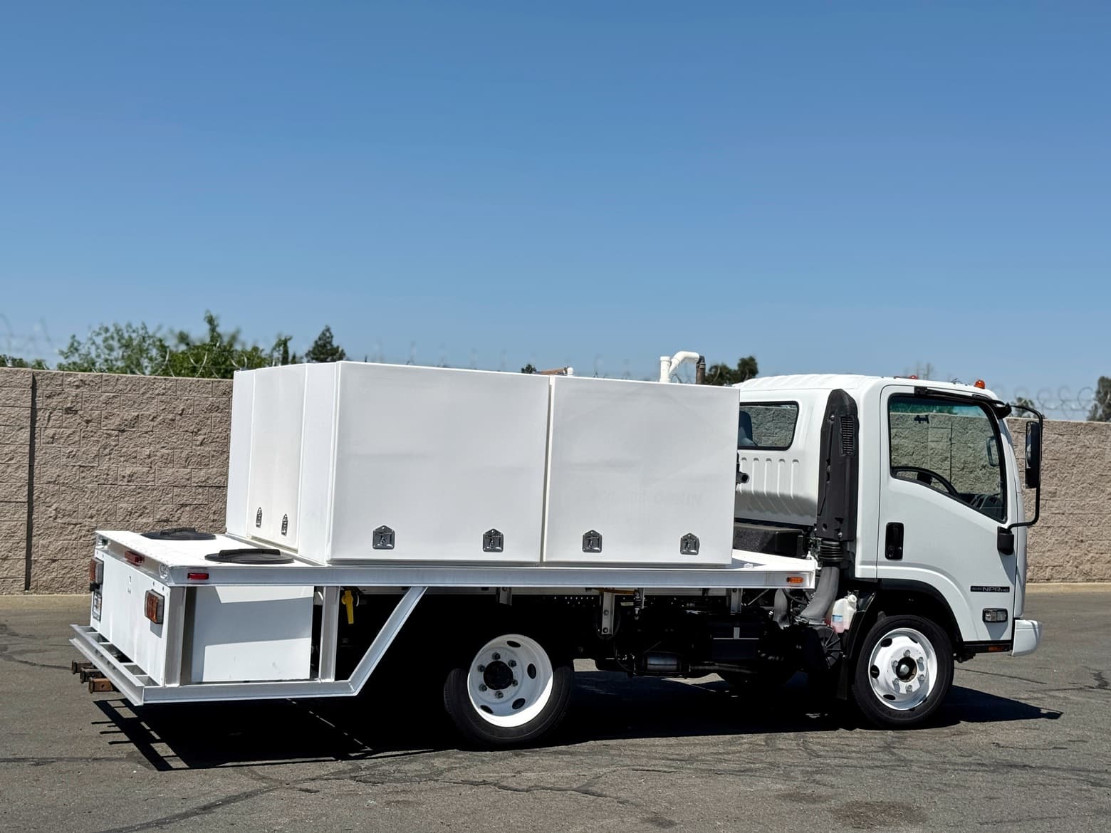2021 Isuzu NPR HD Spray Truck
