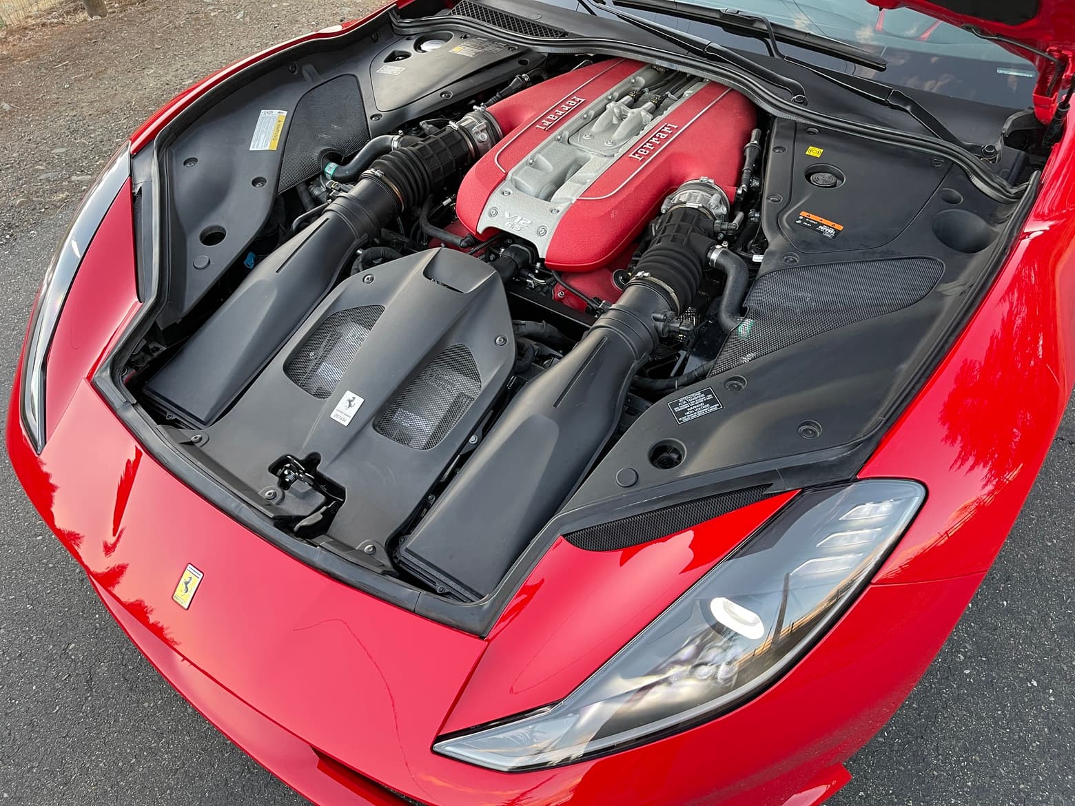2021 Ferrari 812 GTS