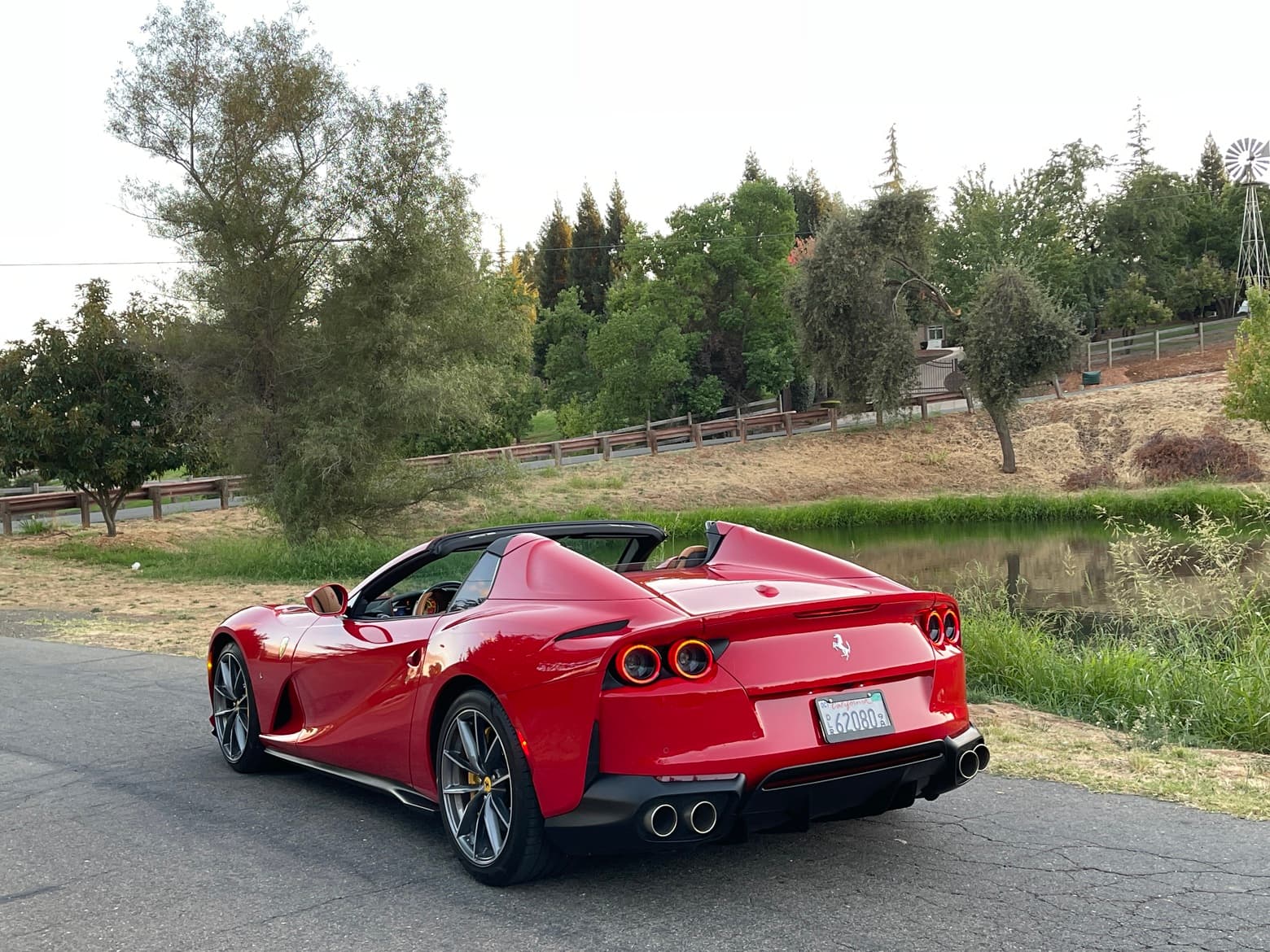 2021 Ferrari 812 GTS