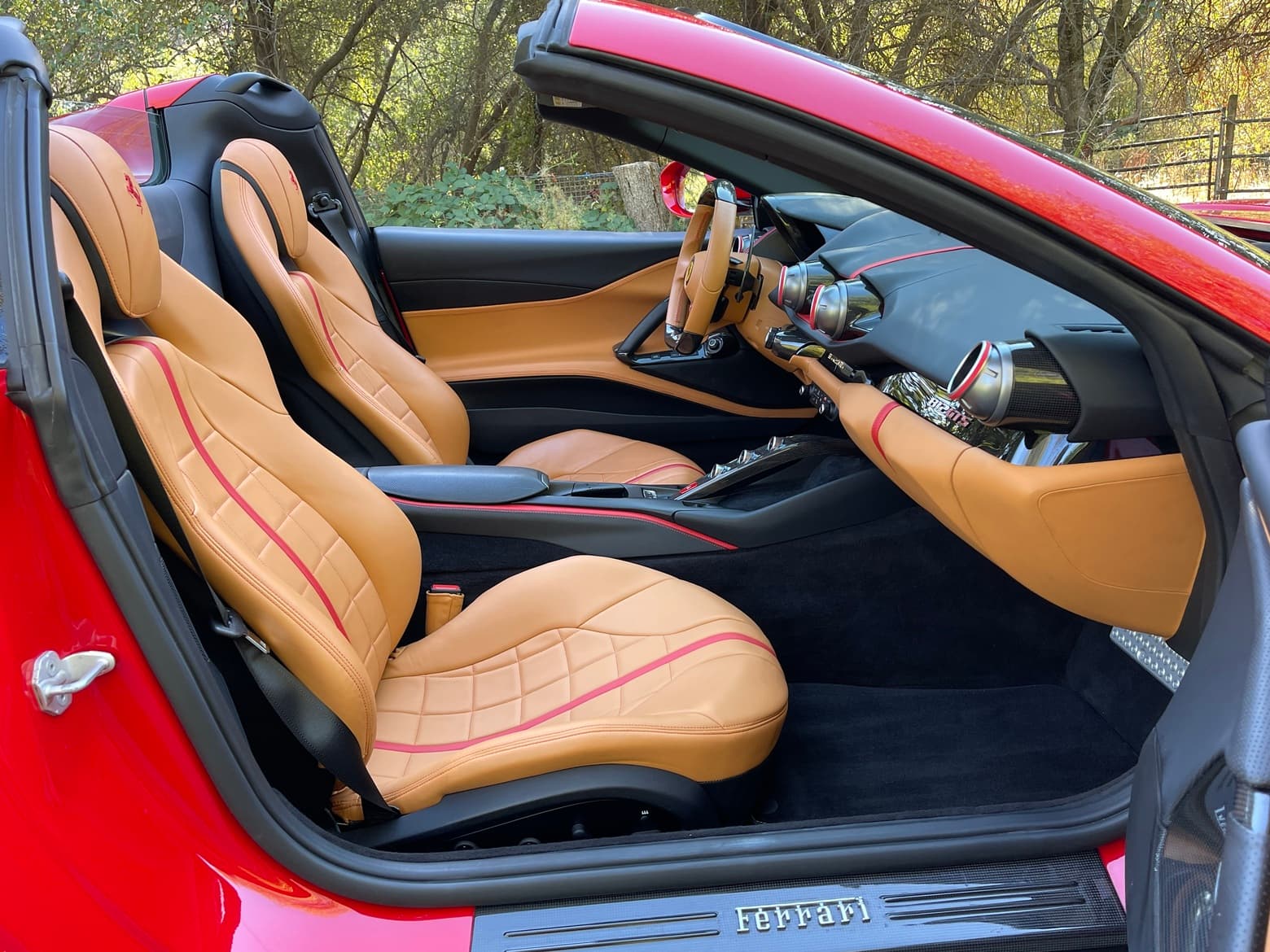 2021 Ferrari 812 GTS