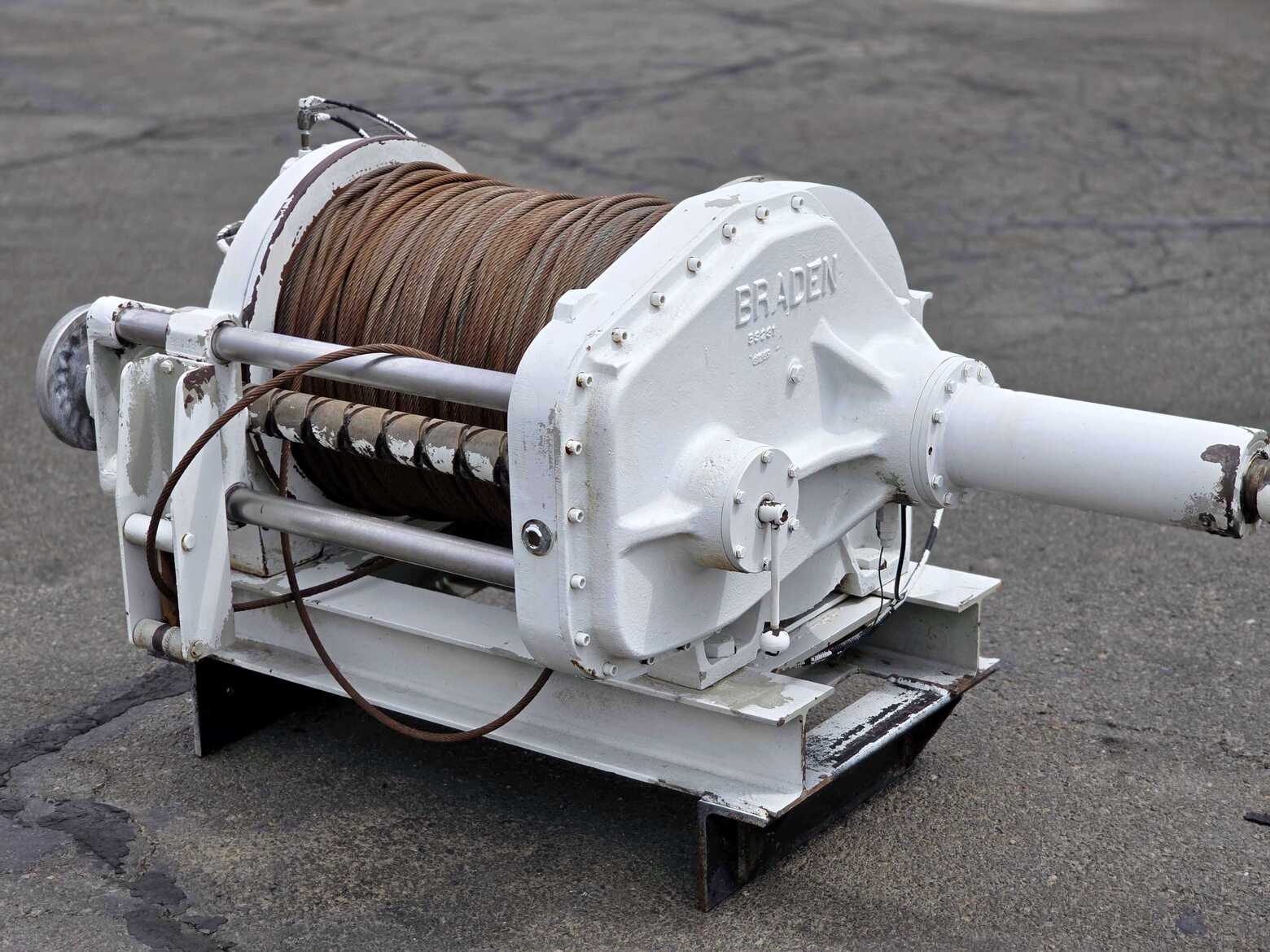 Braden BP200B Hydraulic Winch with Levelwind