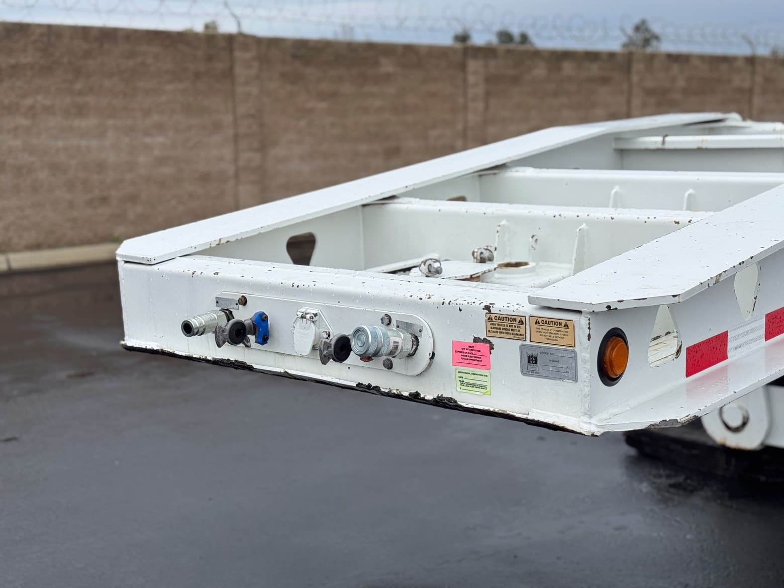 2009 Trail King Lowboy 32 Tire Expando RGN Trailer