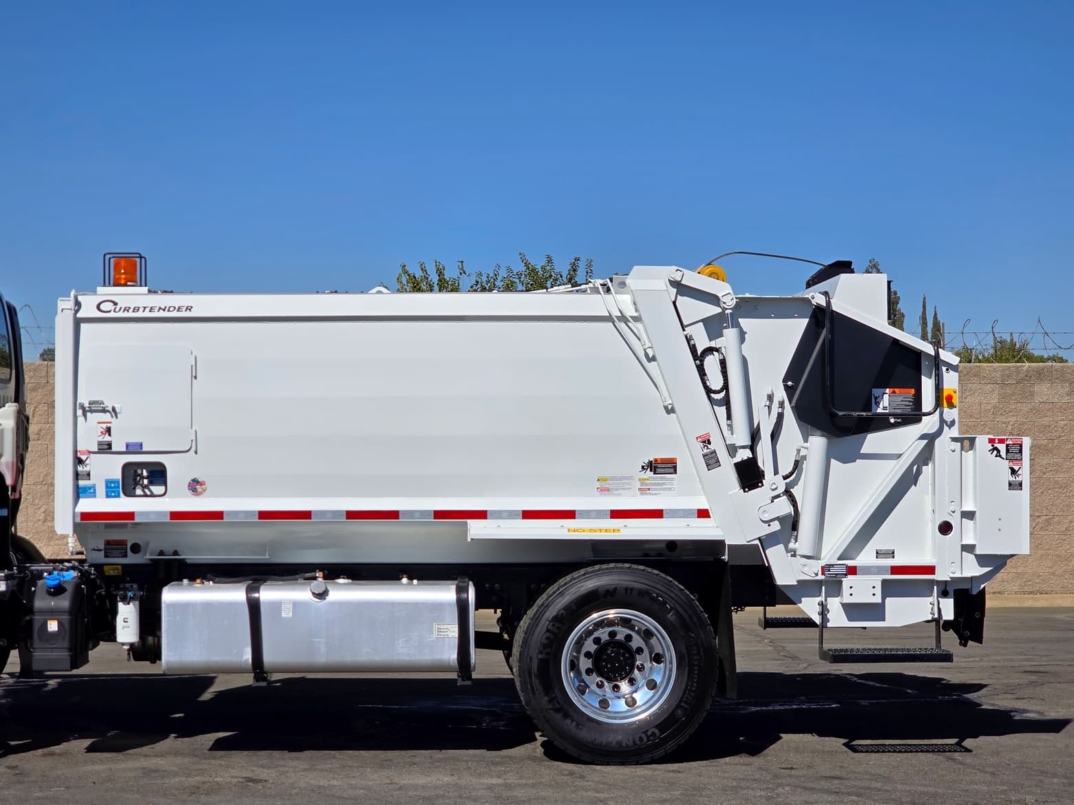 2023 Isuzu FTR Curbtender Quantum 10 YD Rear Load Garbage Truck