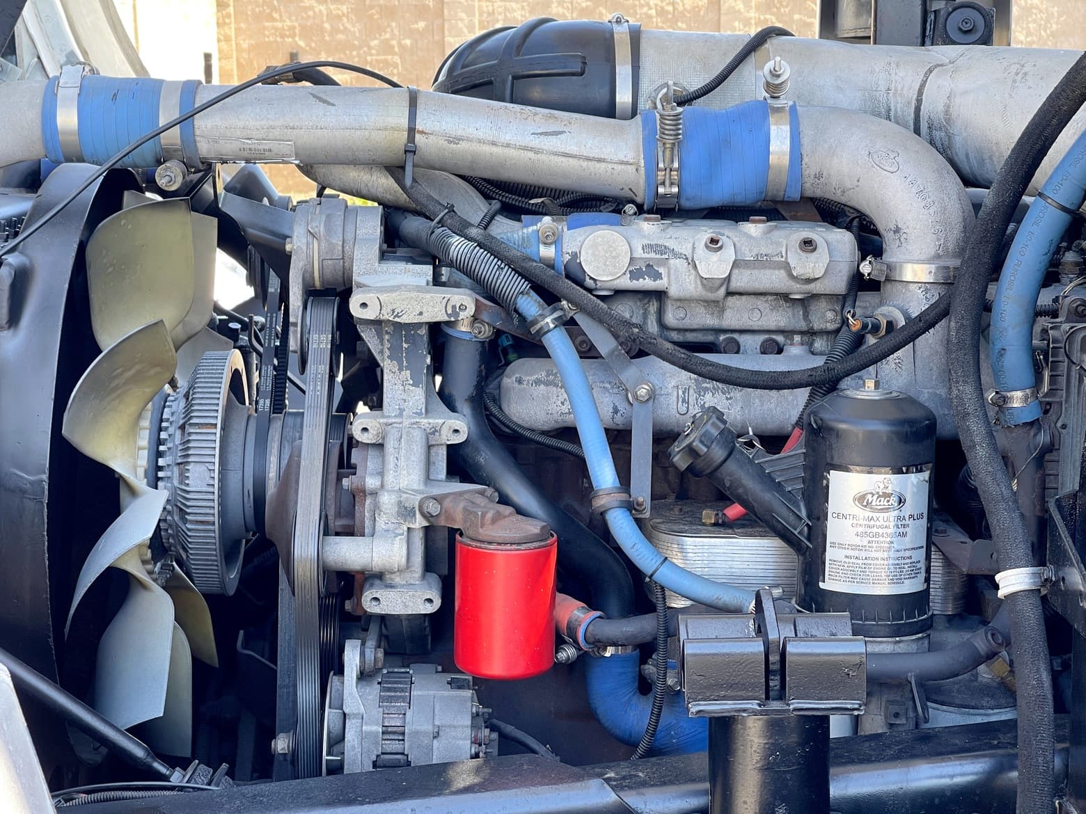 2006 Mack MR688S Heil Half Pack 40 YD Front Load Garbage Truck