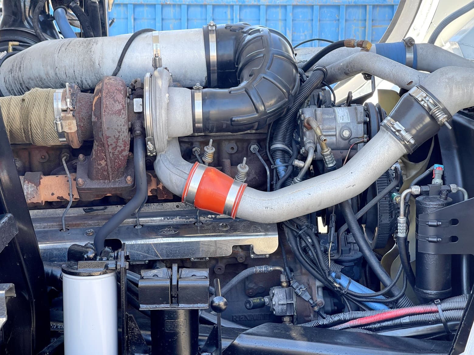 2006 Mack MR688S Heil Half Pack 40 YD Front Load Garbage Truck
