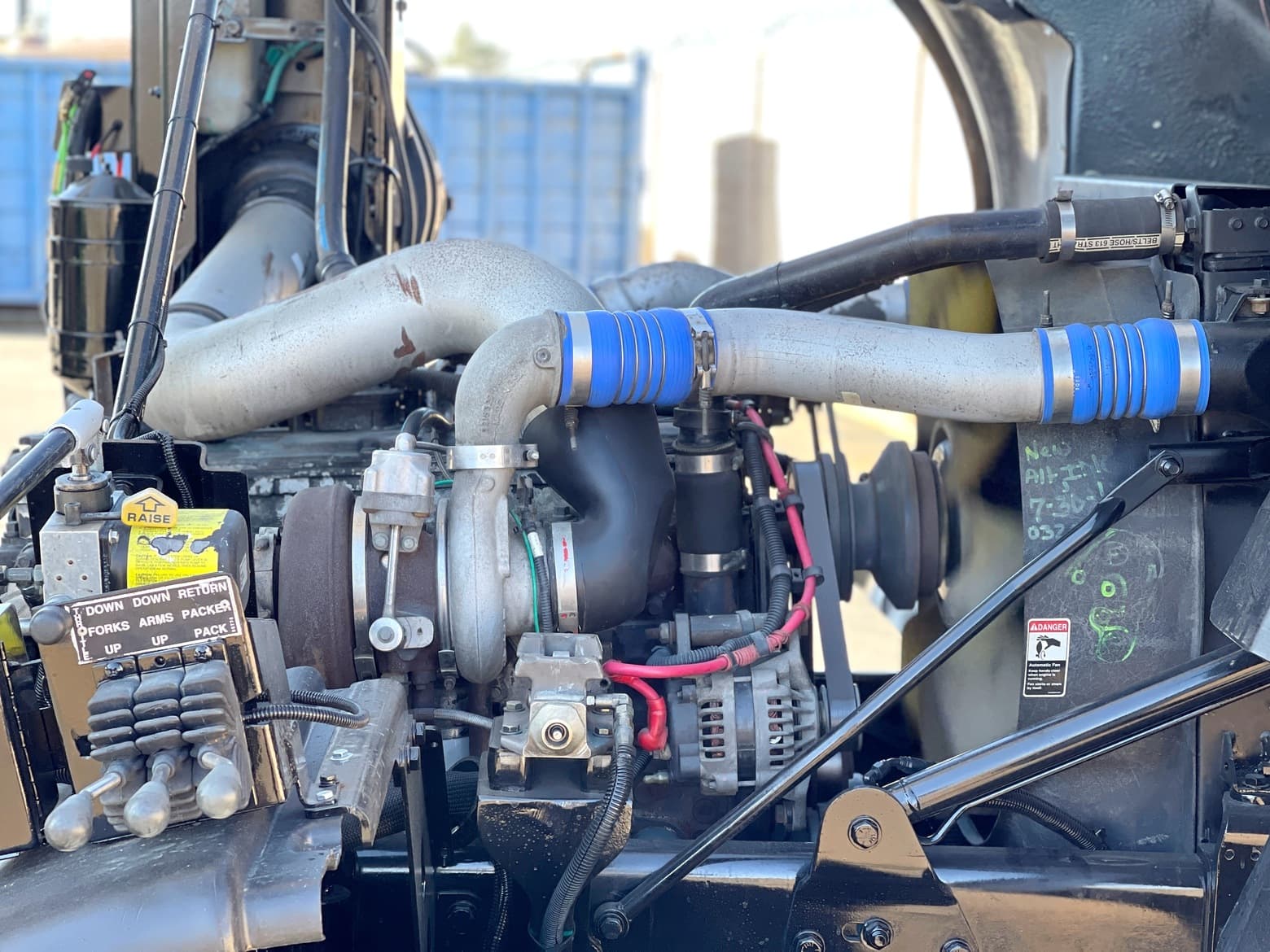2007 Condor Amrep 40 Yard Front Load Garbage Truck