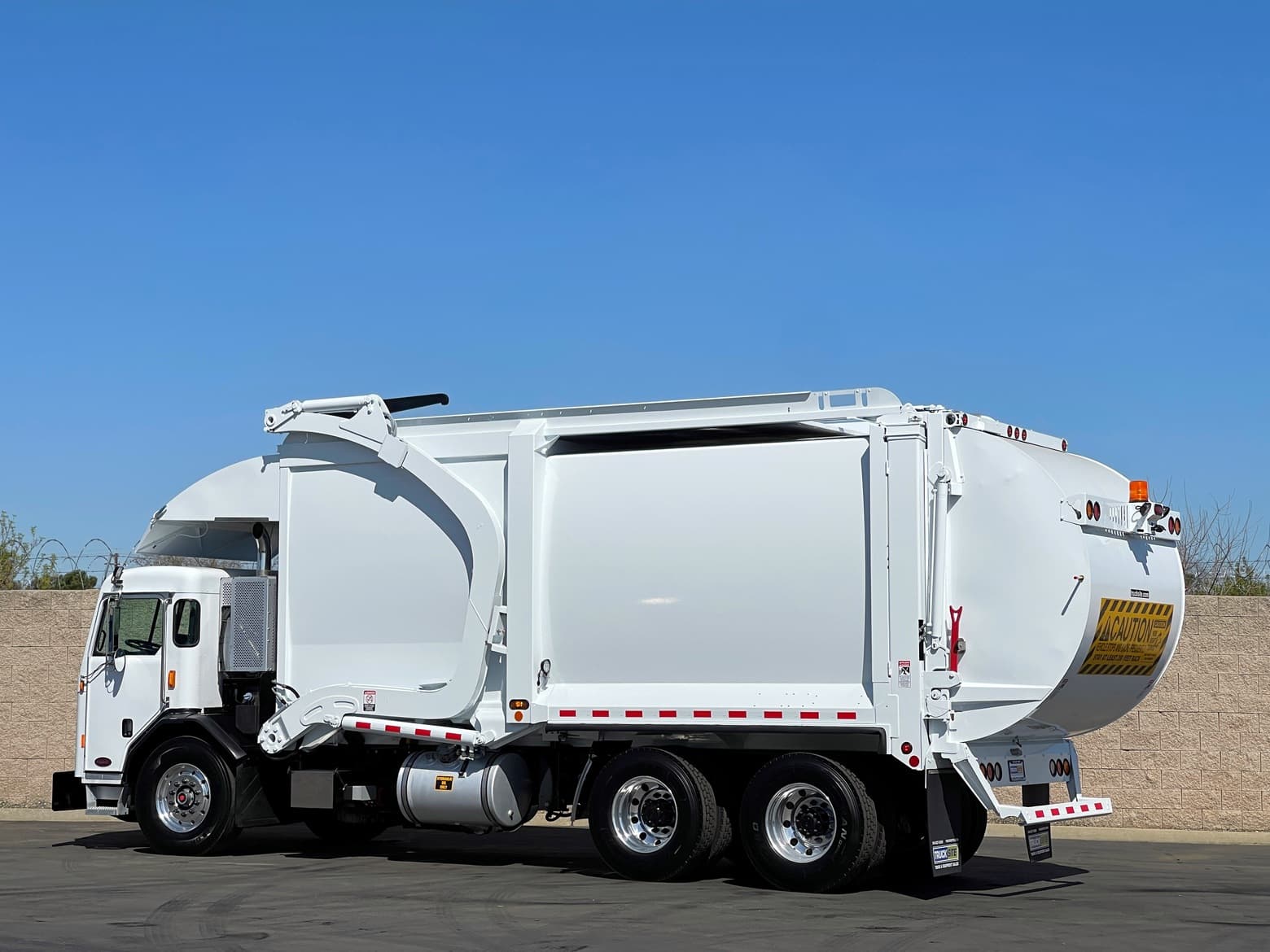 2016 Peterbilt 320 Labrie 40 Yard Front Load Garbage Truck