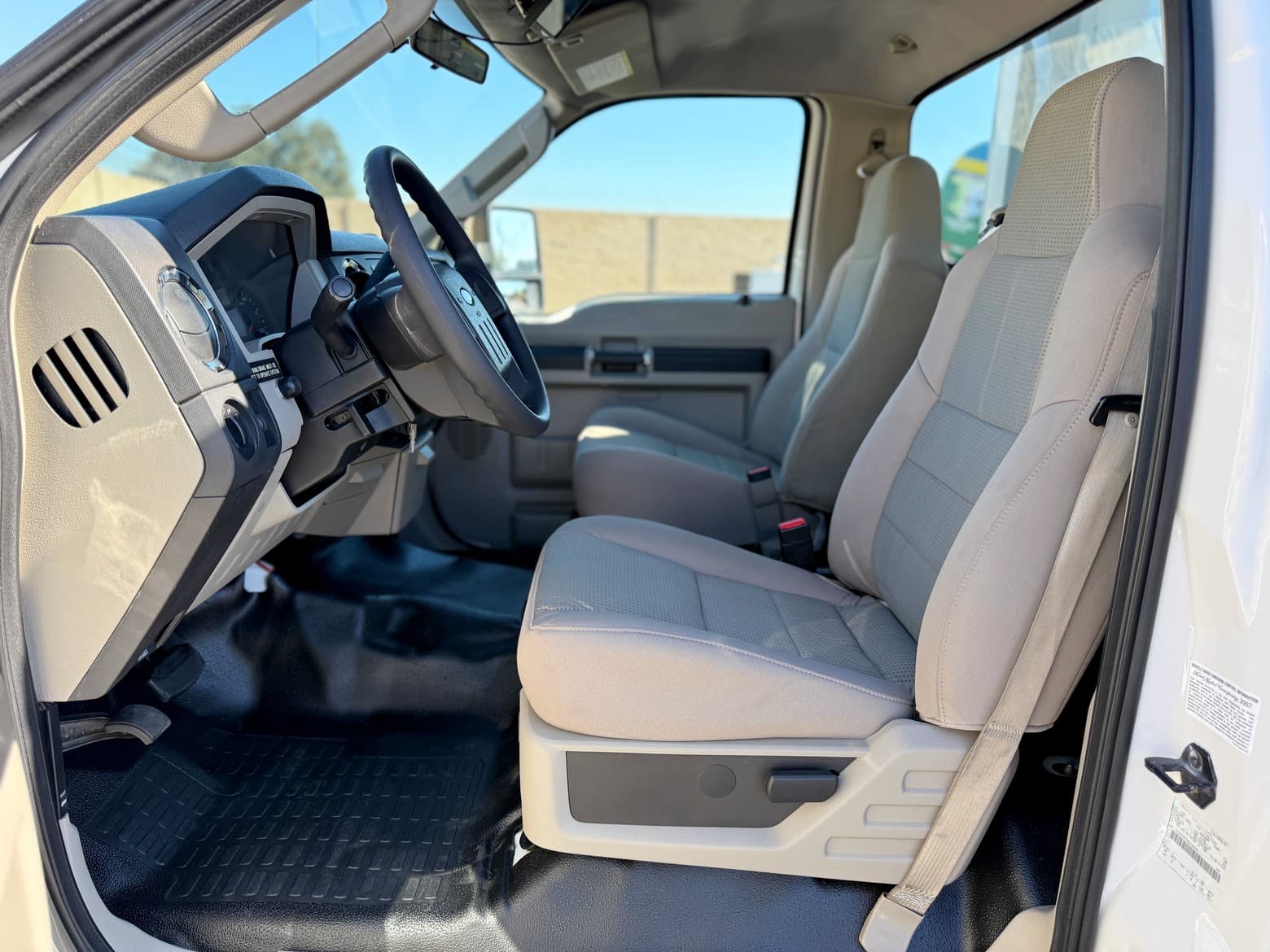 2008 Ford F550 New Way 8 Yard Rear Loader