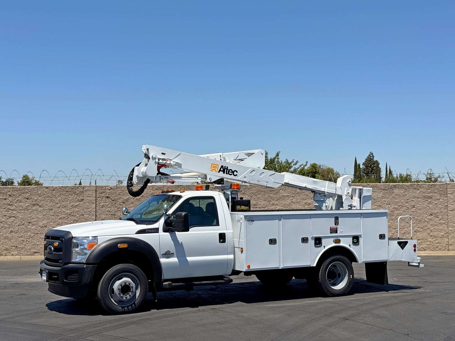 2012 Ford F550 Altec AT37G Articulating Bucket Truck