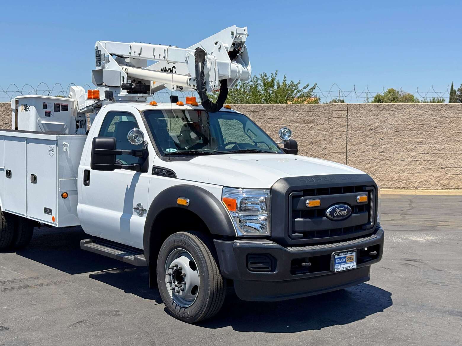 2012 Ford F550 Altec AT37G Articulating Bucket Truck
