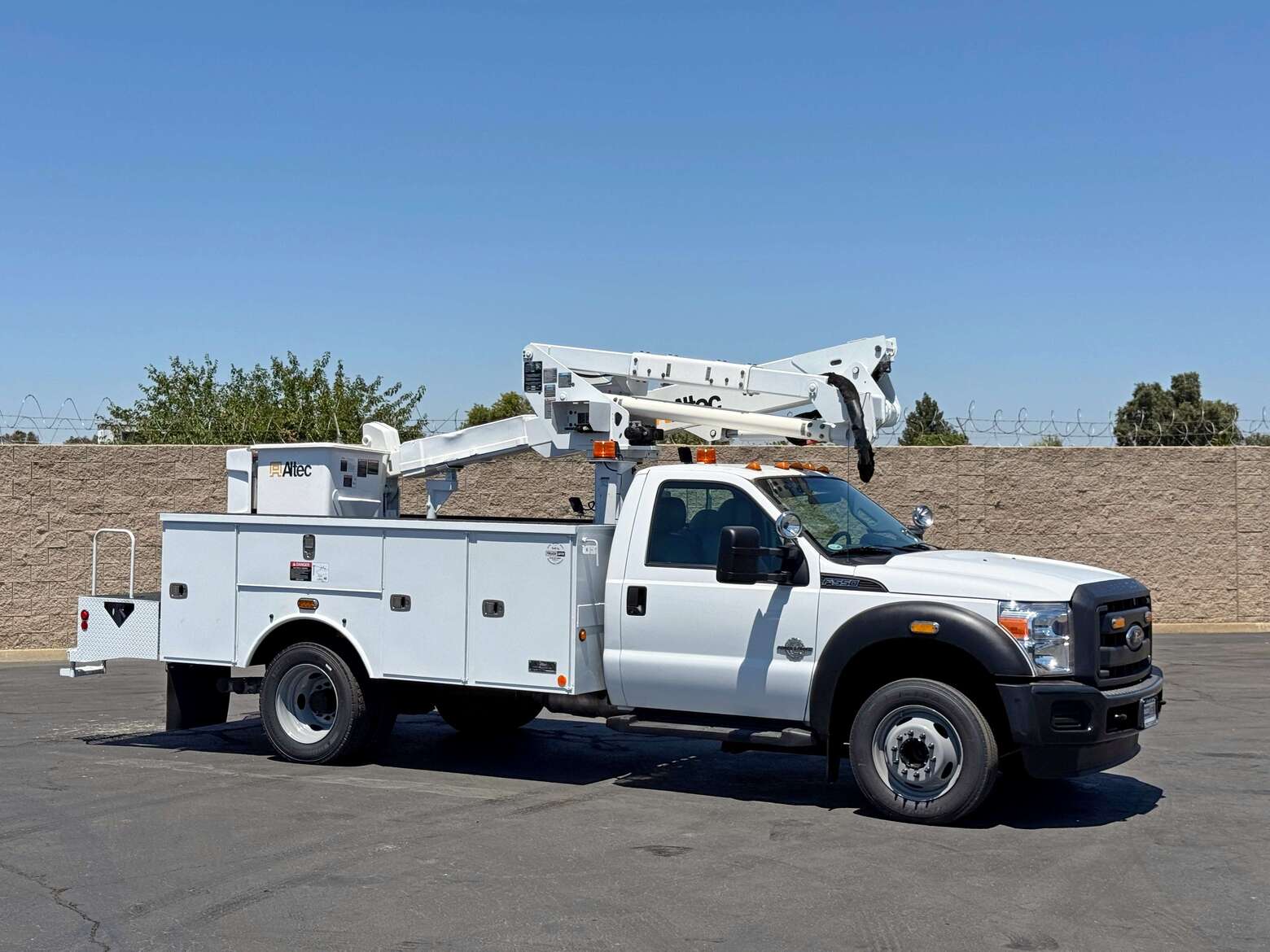 2012 Ford F550 Altec AT37G Articulating Bucket Truck
