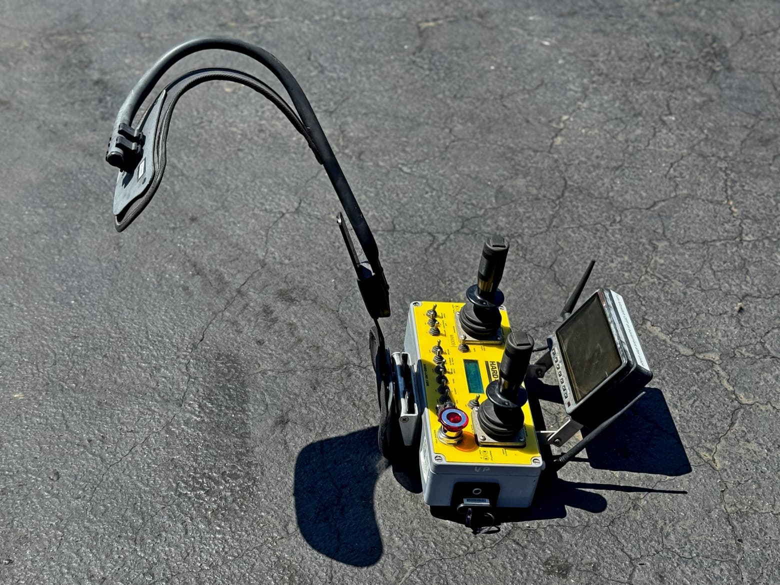 Hard-Line LP401 Low-Profile Loader